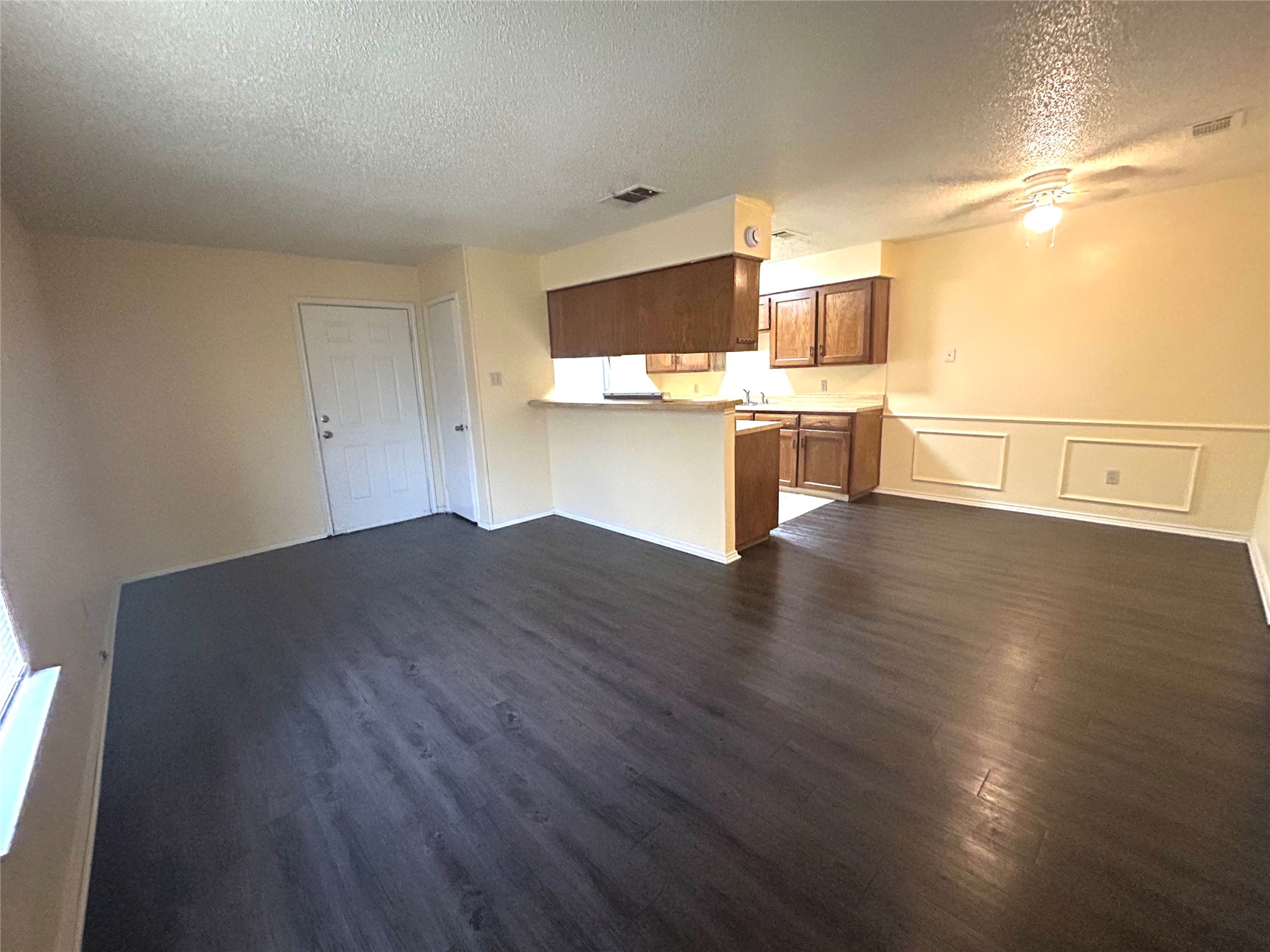 2303 Lido Lane Arlington TX 76015
