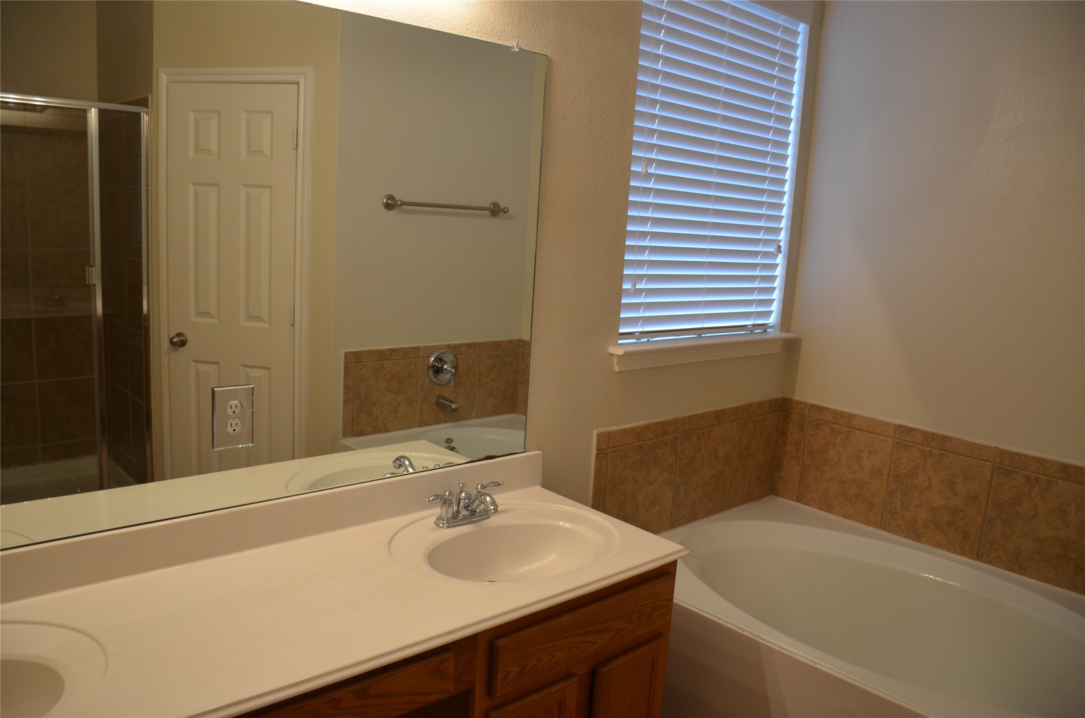 3305 Ocean Drive Denton TX 76210