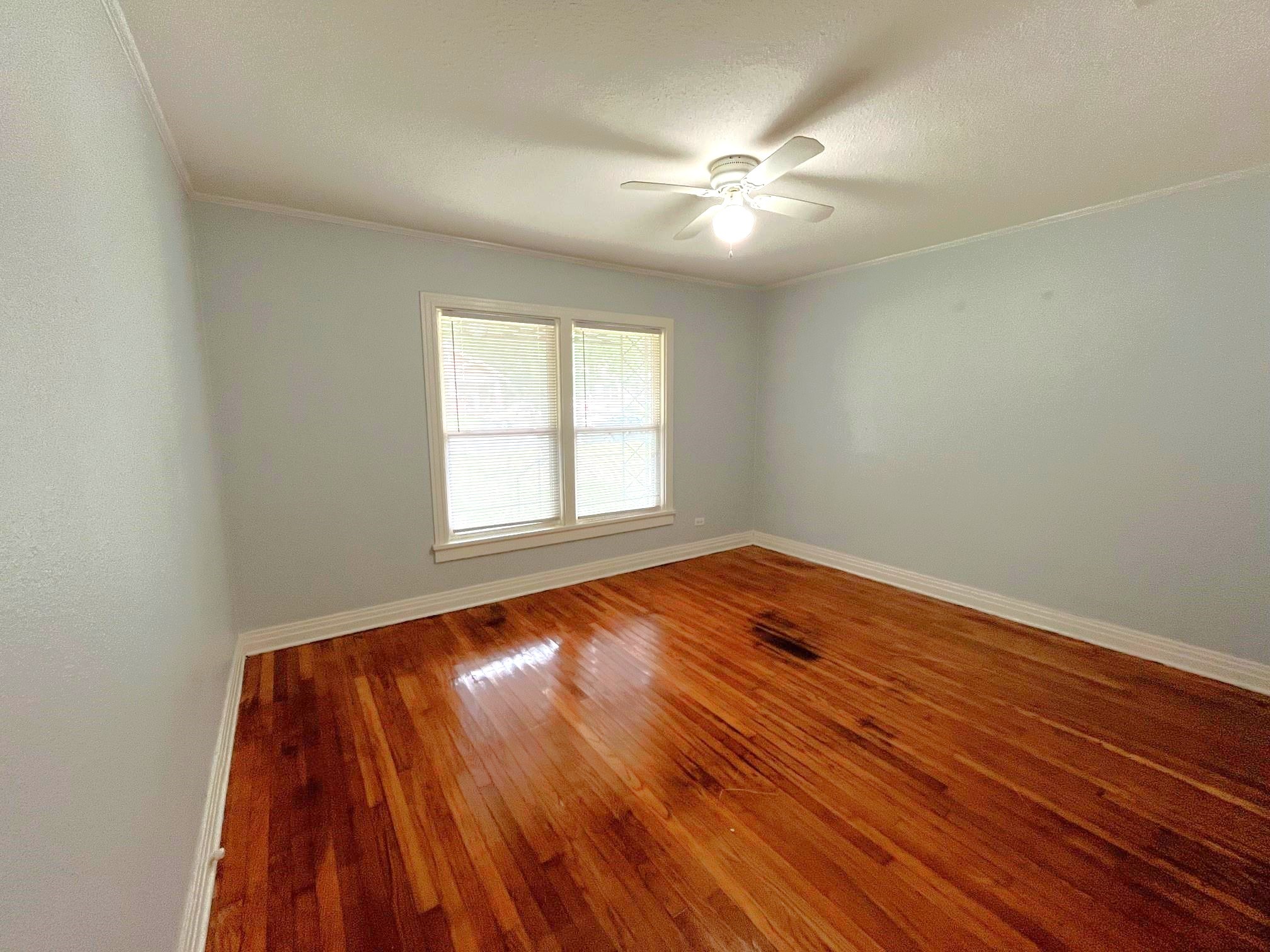 1322 W Bond Street Denison TX 75020
