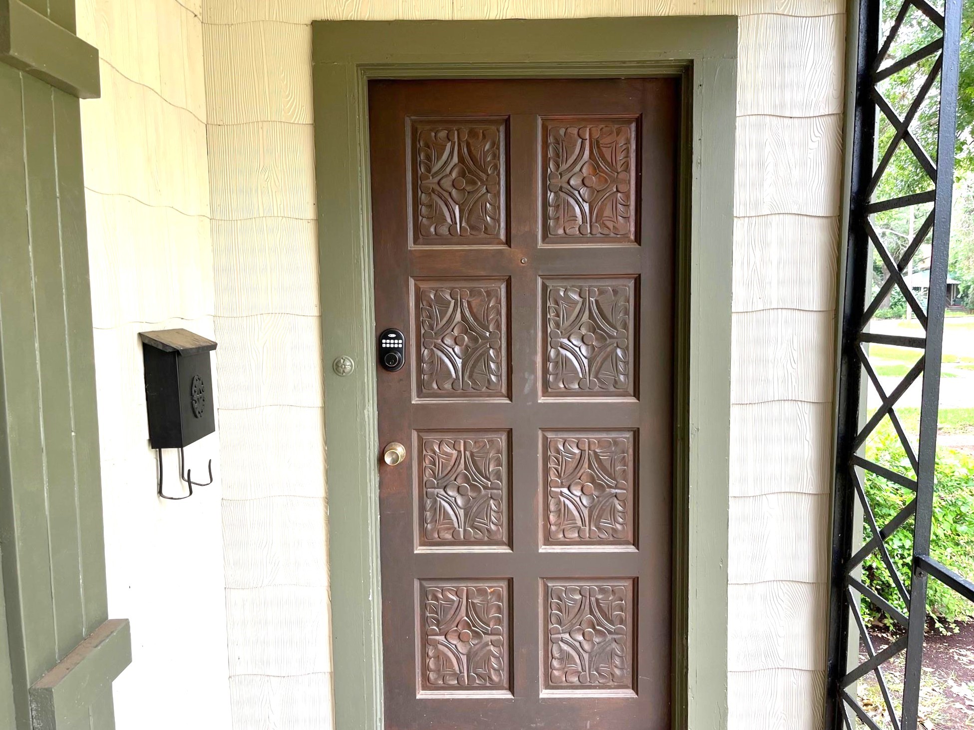 1322 W Bond Street Denison TX 75020