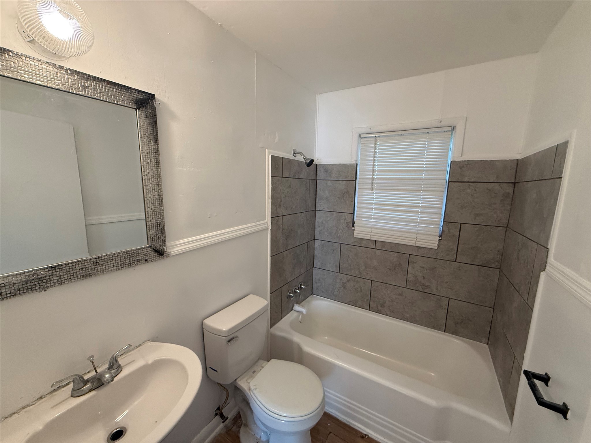 4914 Donnelly Avenue Fort Worth TX 76107