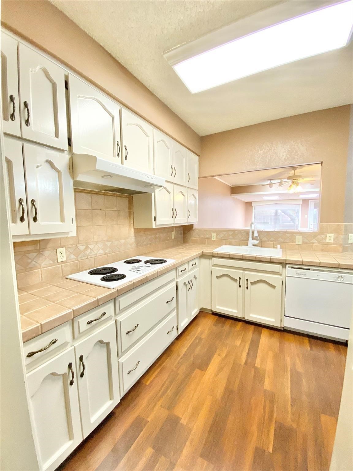 5714 Louise Way Drive Arlington TX 76017