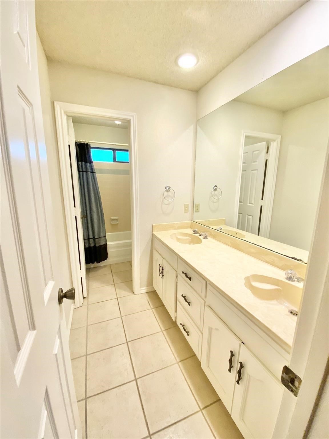 5714 Louise Way Drive Arlington TX 76017
