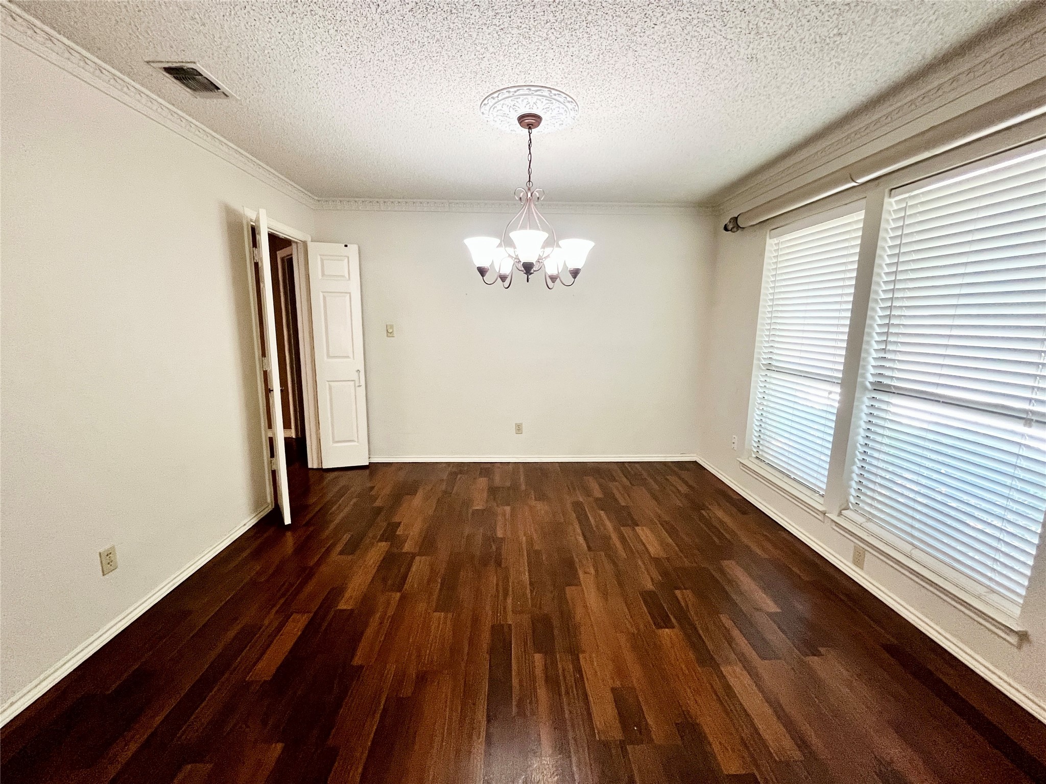 5714 Louise Way Drive Arlington TX 76017