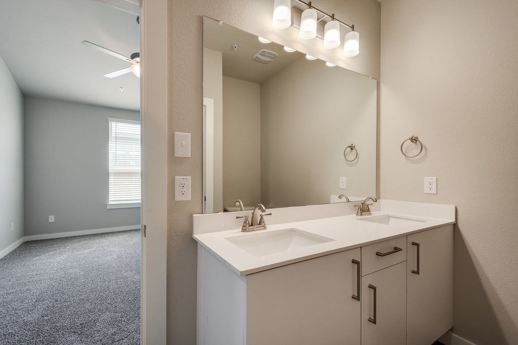 733 Wheatfield Drive Venus TX 76084