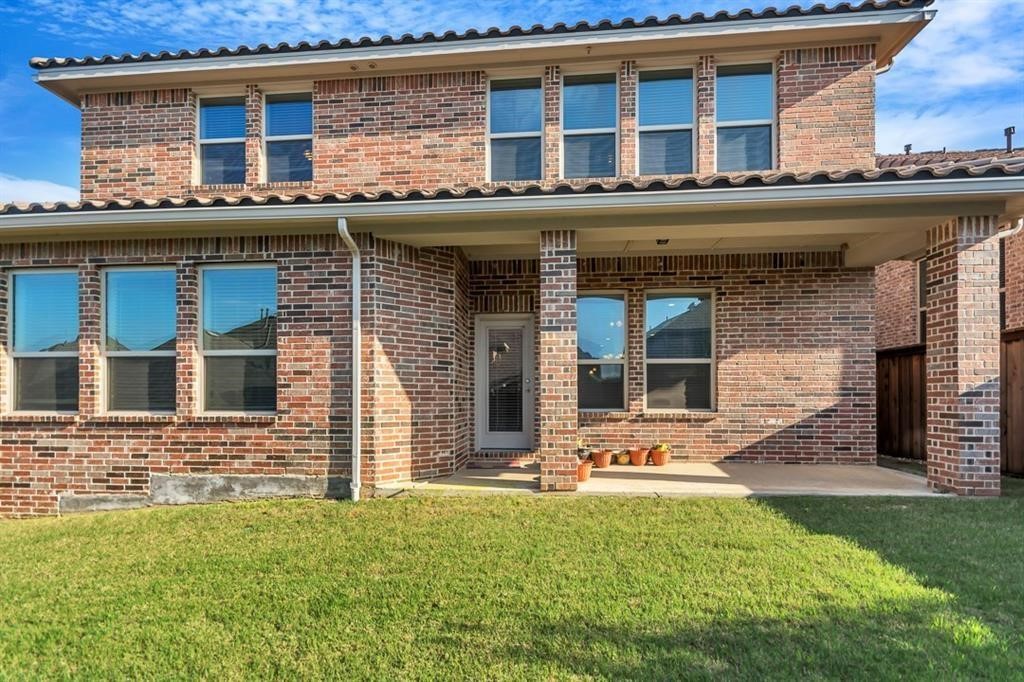 307 Palacio Street Irving TX 75039