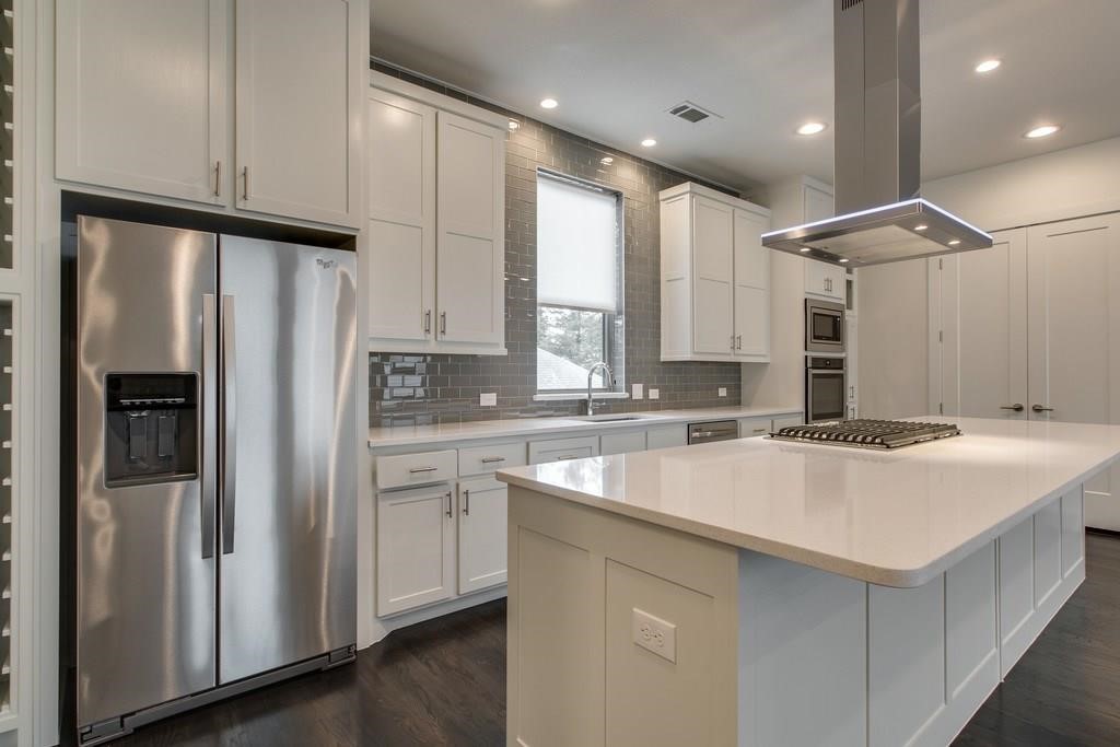 5816 Lindell Avenue Dallas TX 75206