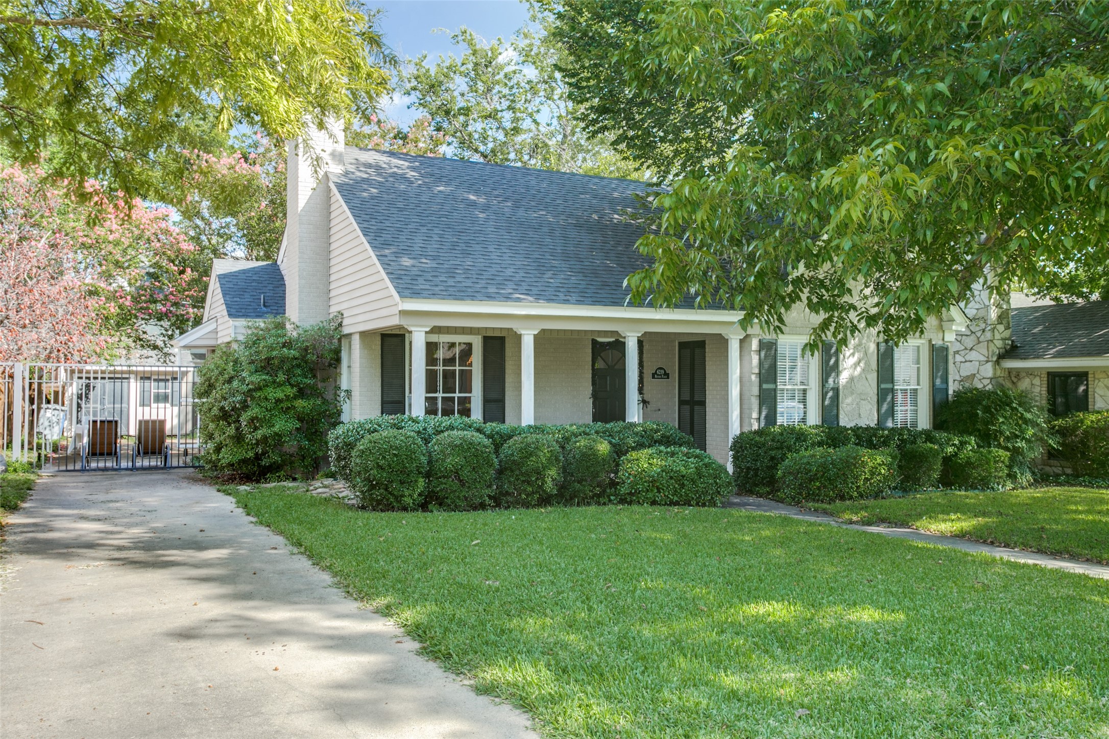 6219 Revere Place Dallas TX 75214