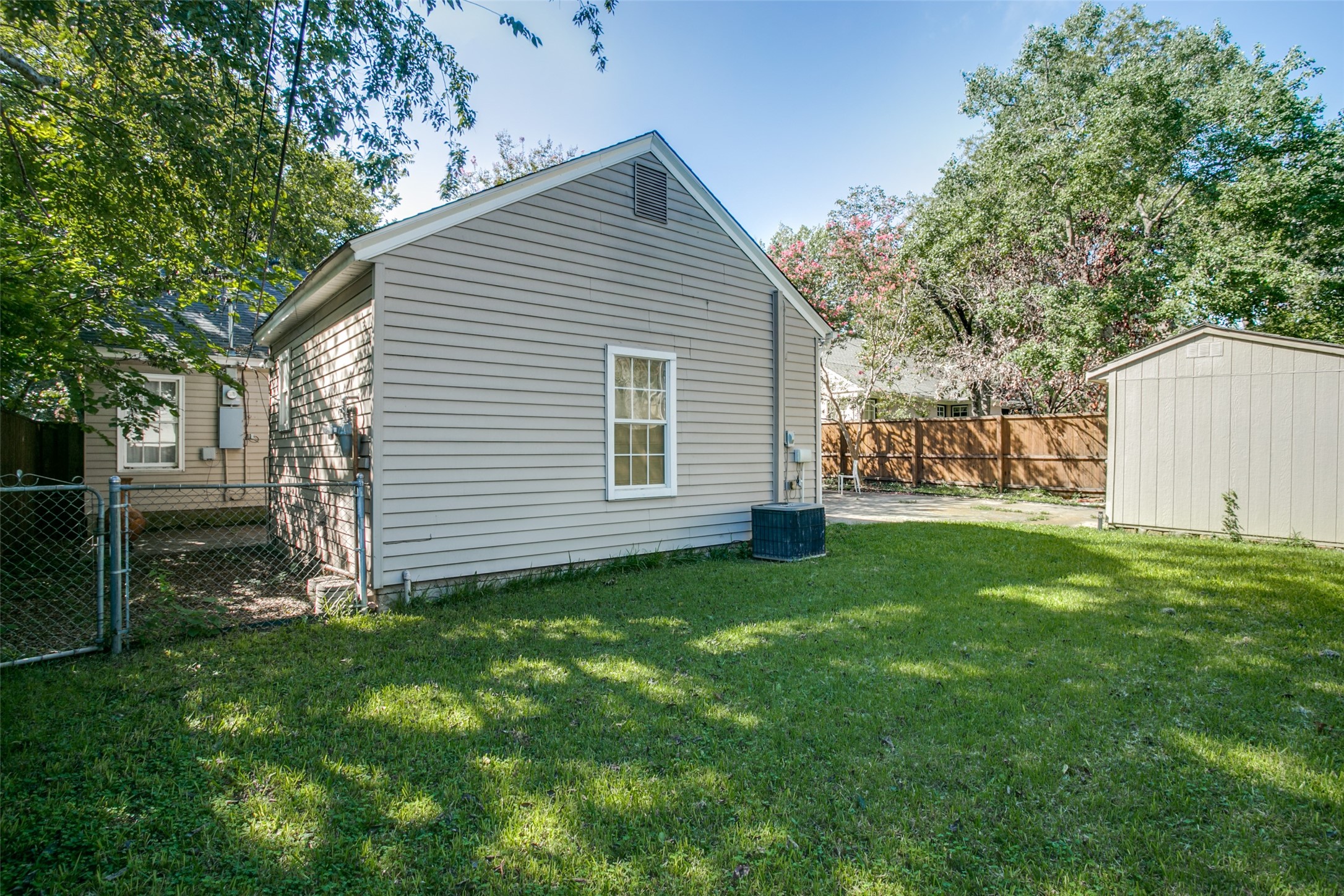 6219 Revere Place Dallas TX 75214