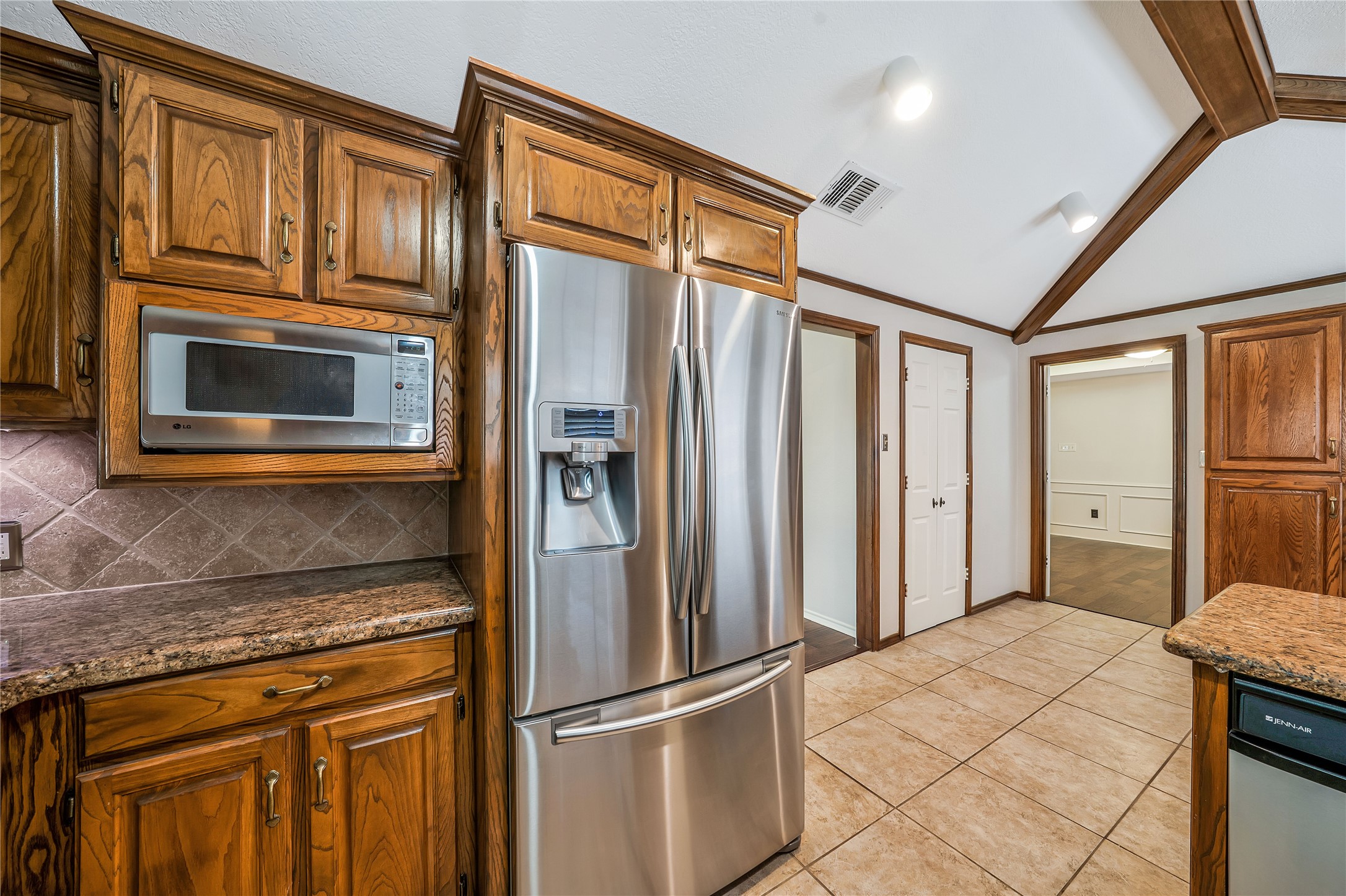 153 Creek Courts Drive Trophy Club TX 76262