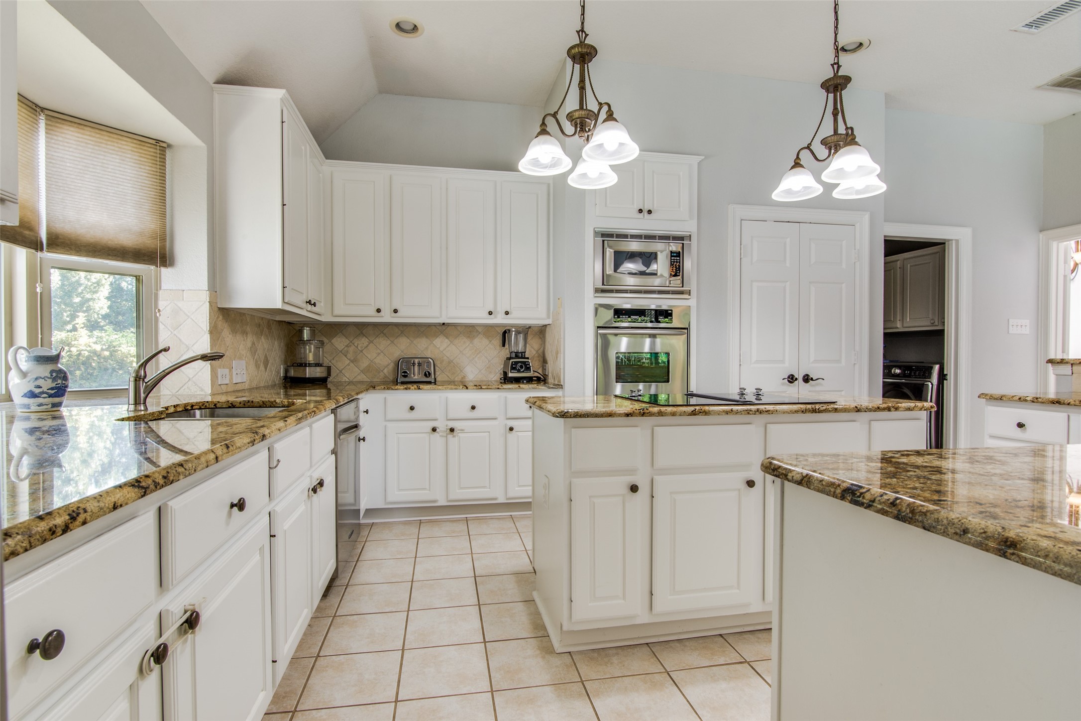 700 Essex Court Southlake TX 76092