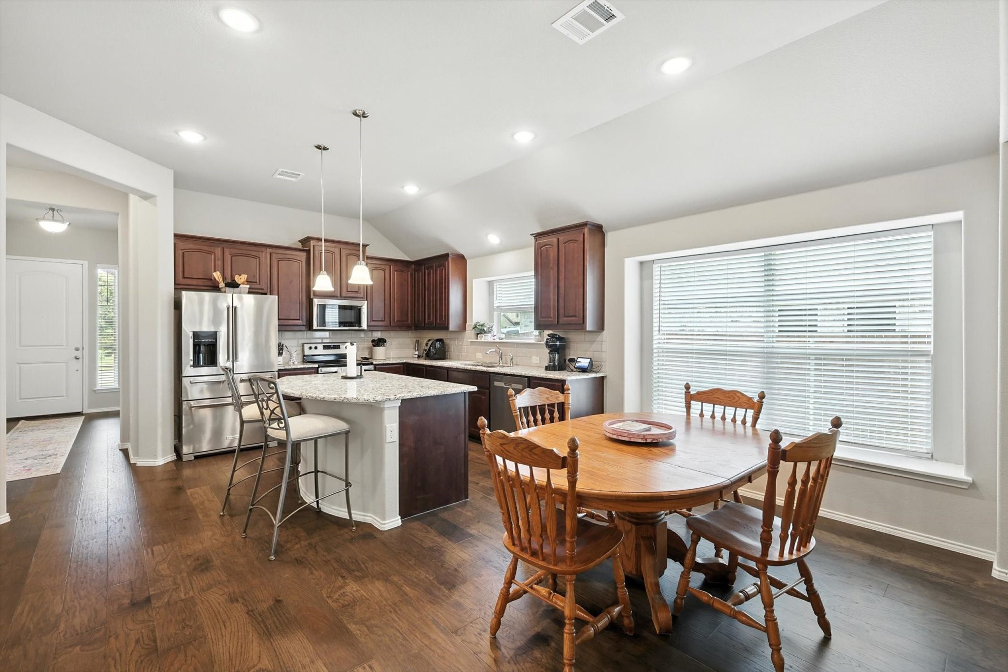 221 Gardenia Drive Azle TX 76020