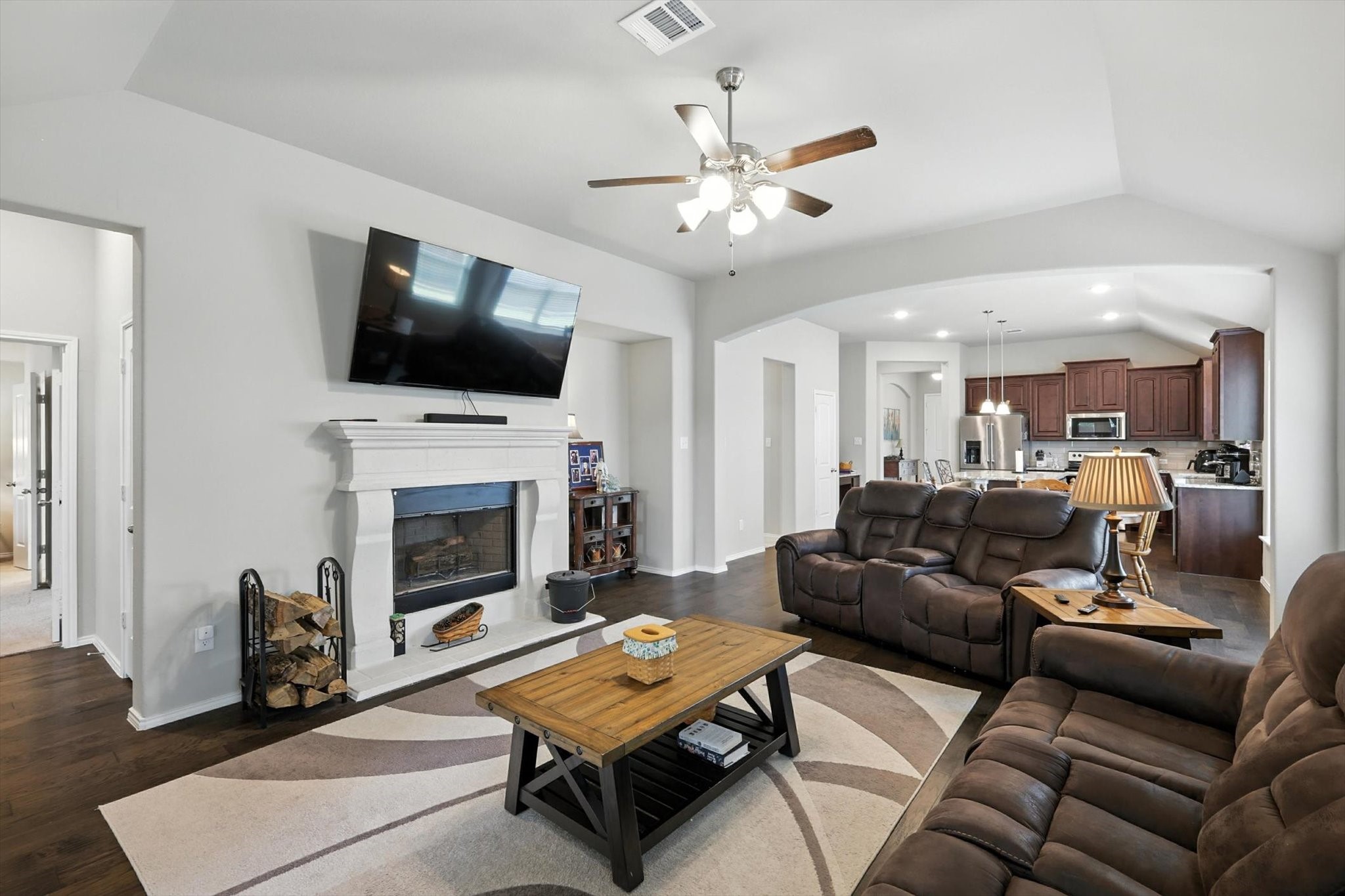 221 Gardenia Drive Azle TX 76020