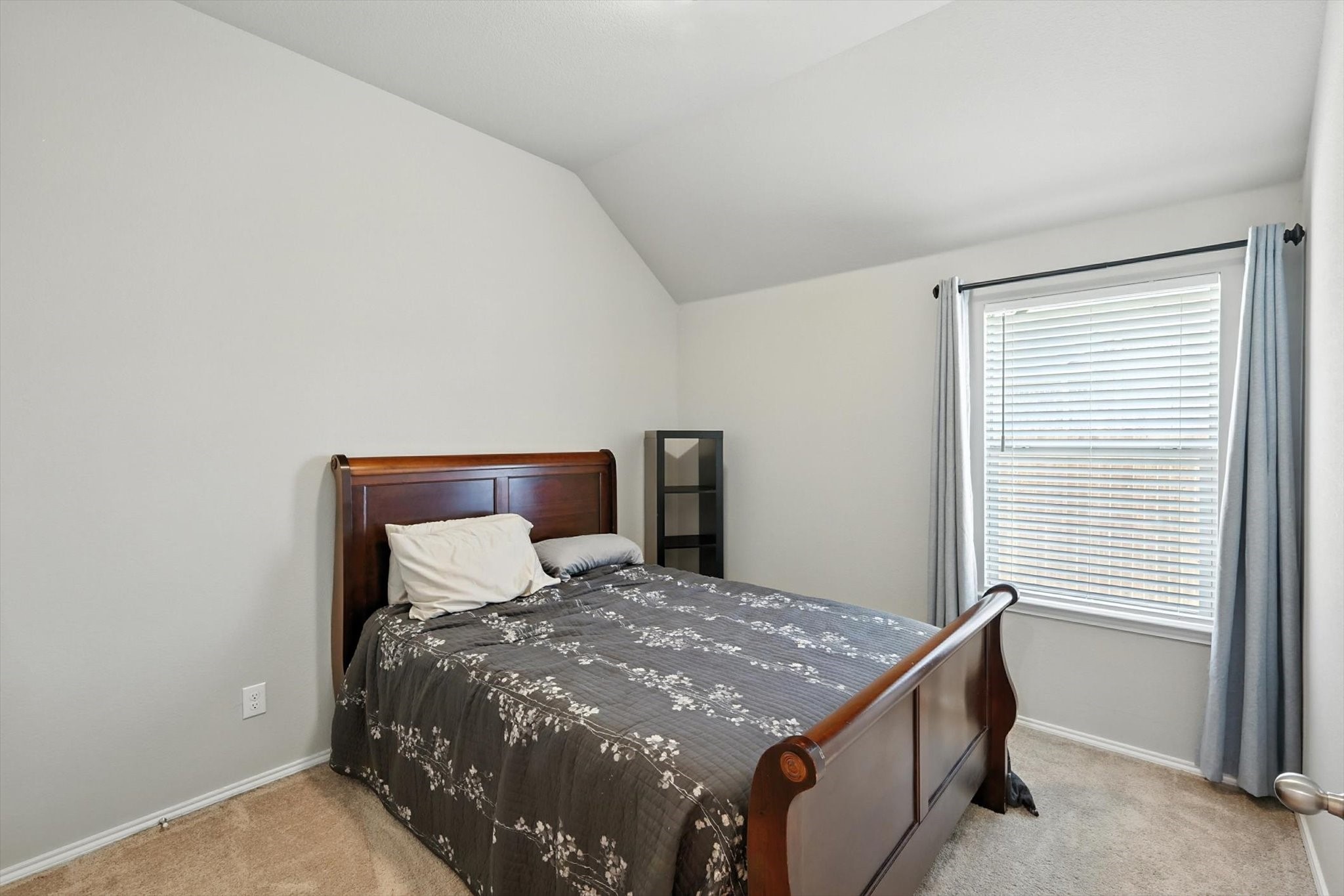 221 Gardenia Drive Azle TX 76020