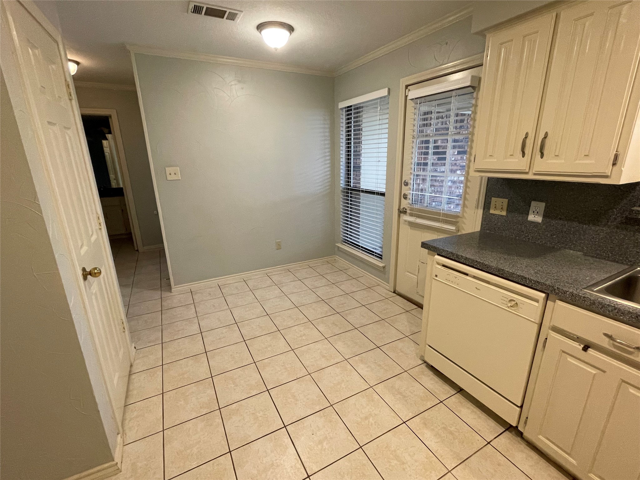 2705 Cummings Drive Bedford TX 76021