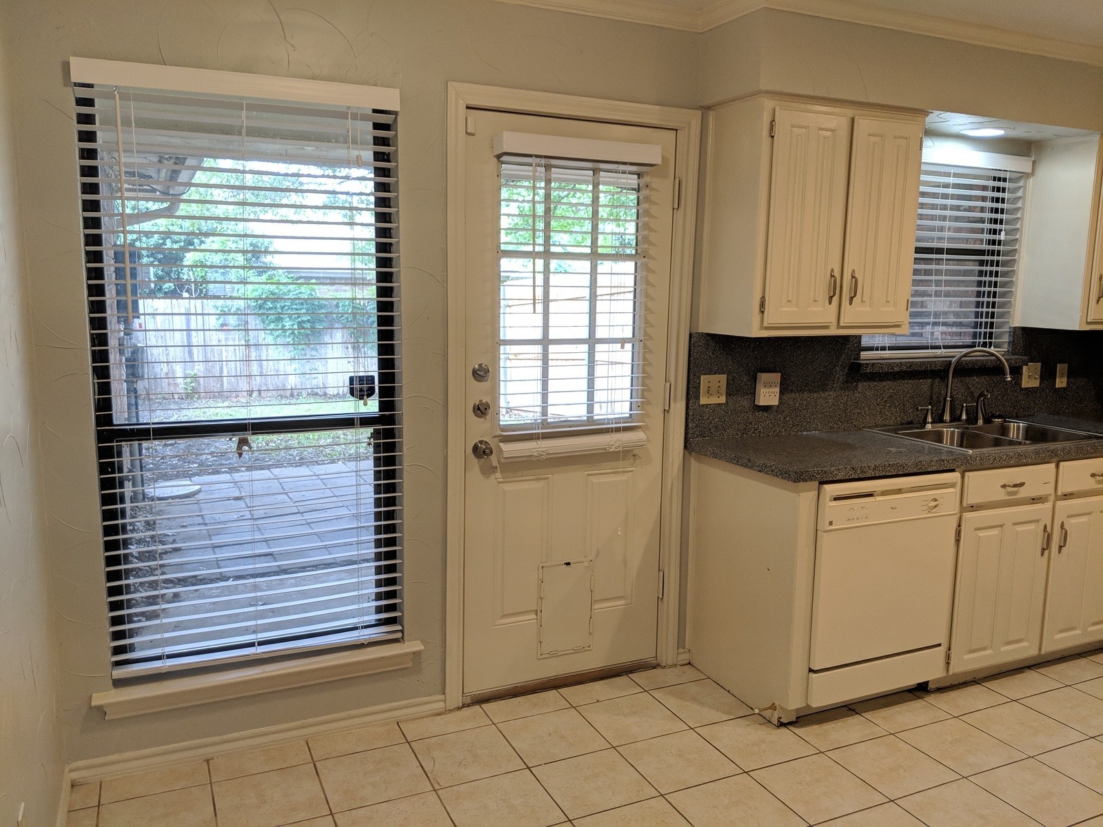 2705 Cummings Drive Bedford TX 76021