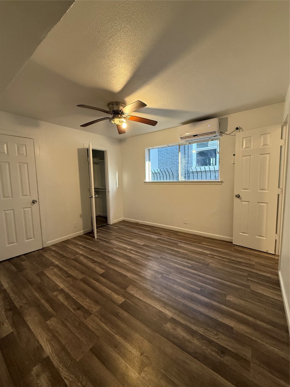 2701 Hemphill Fort Worth TX 76110