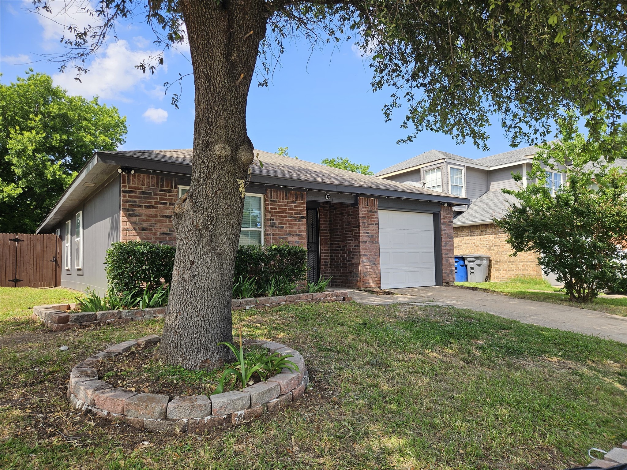 9431 Jill Lane Dallas TX 75227