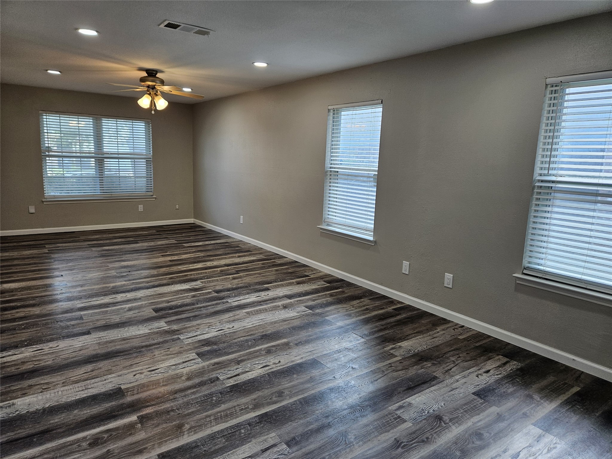 9431 Jill Lane Dallas TX 75227