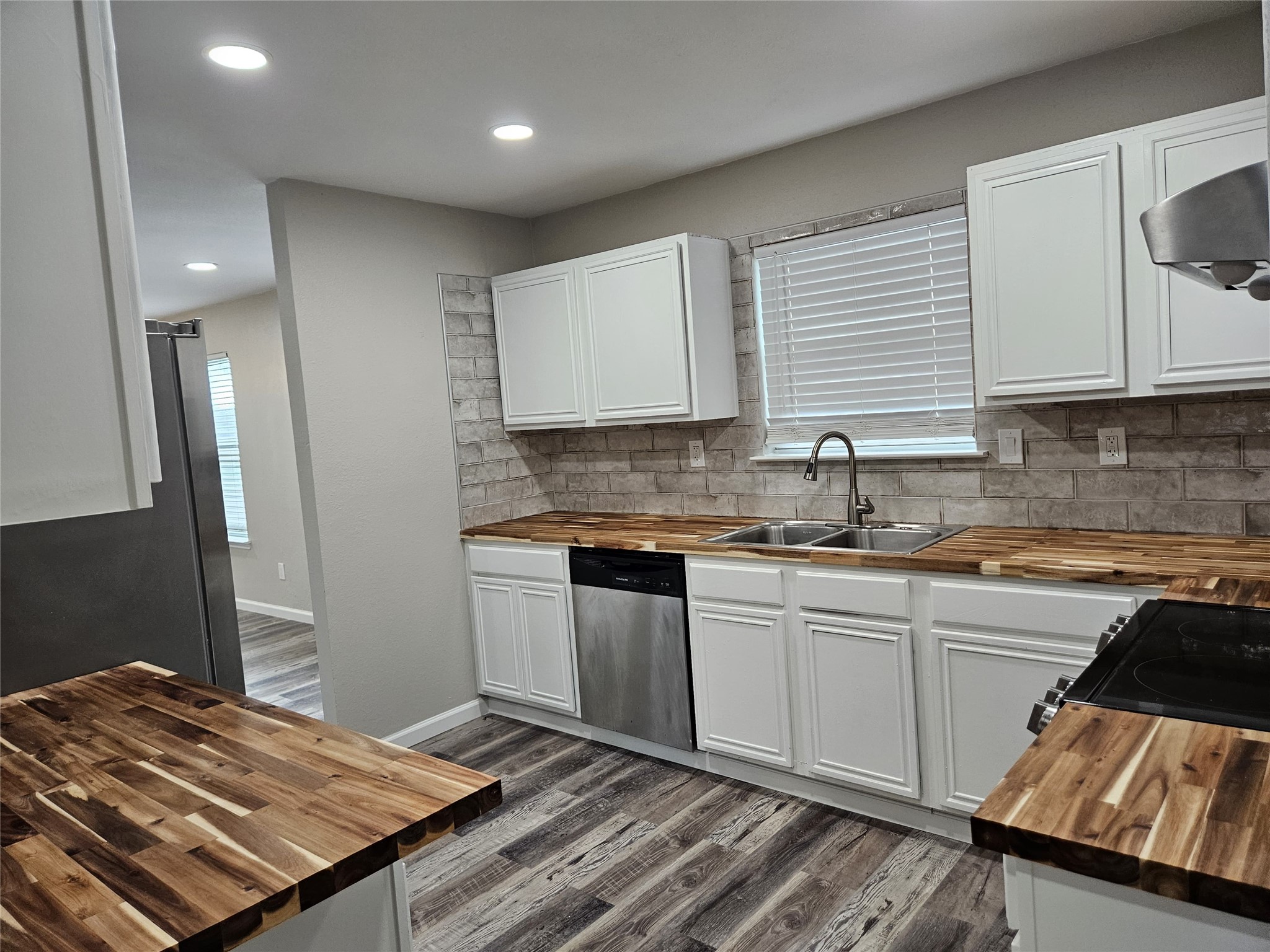 9431 Jill Lane Dallas TX 75227