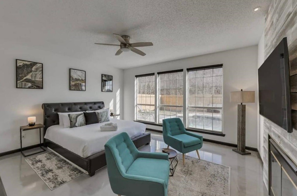 8324 Autumncrest Court Dallas TX 75249