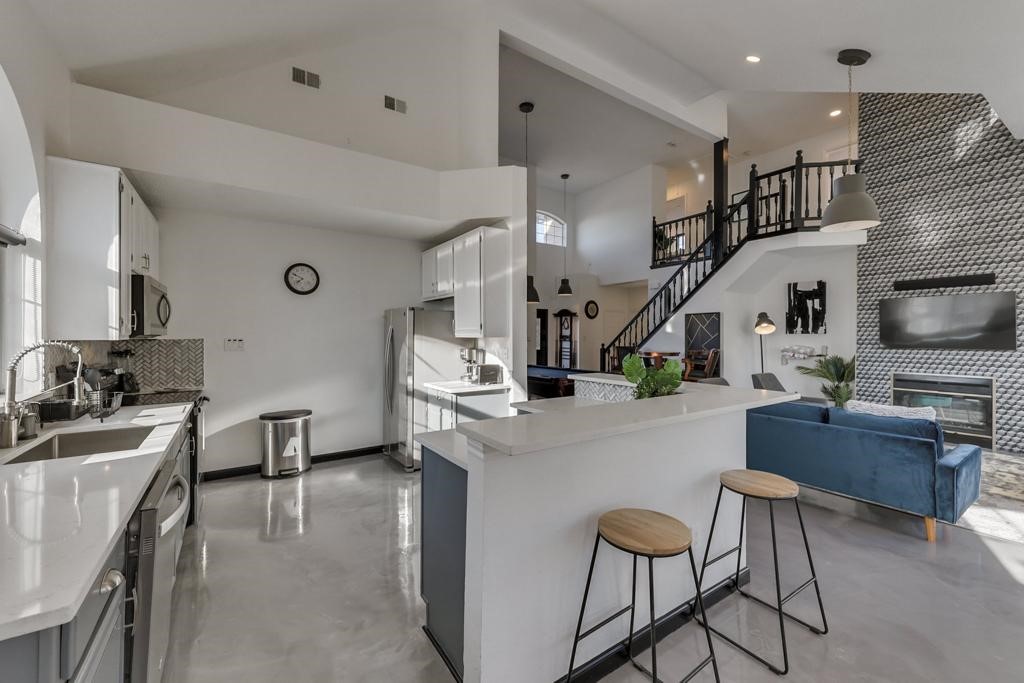 8324 Autumncrest Court Dallas TX 75249