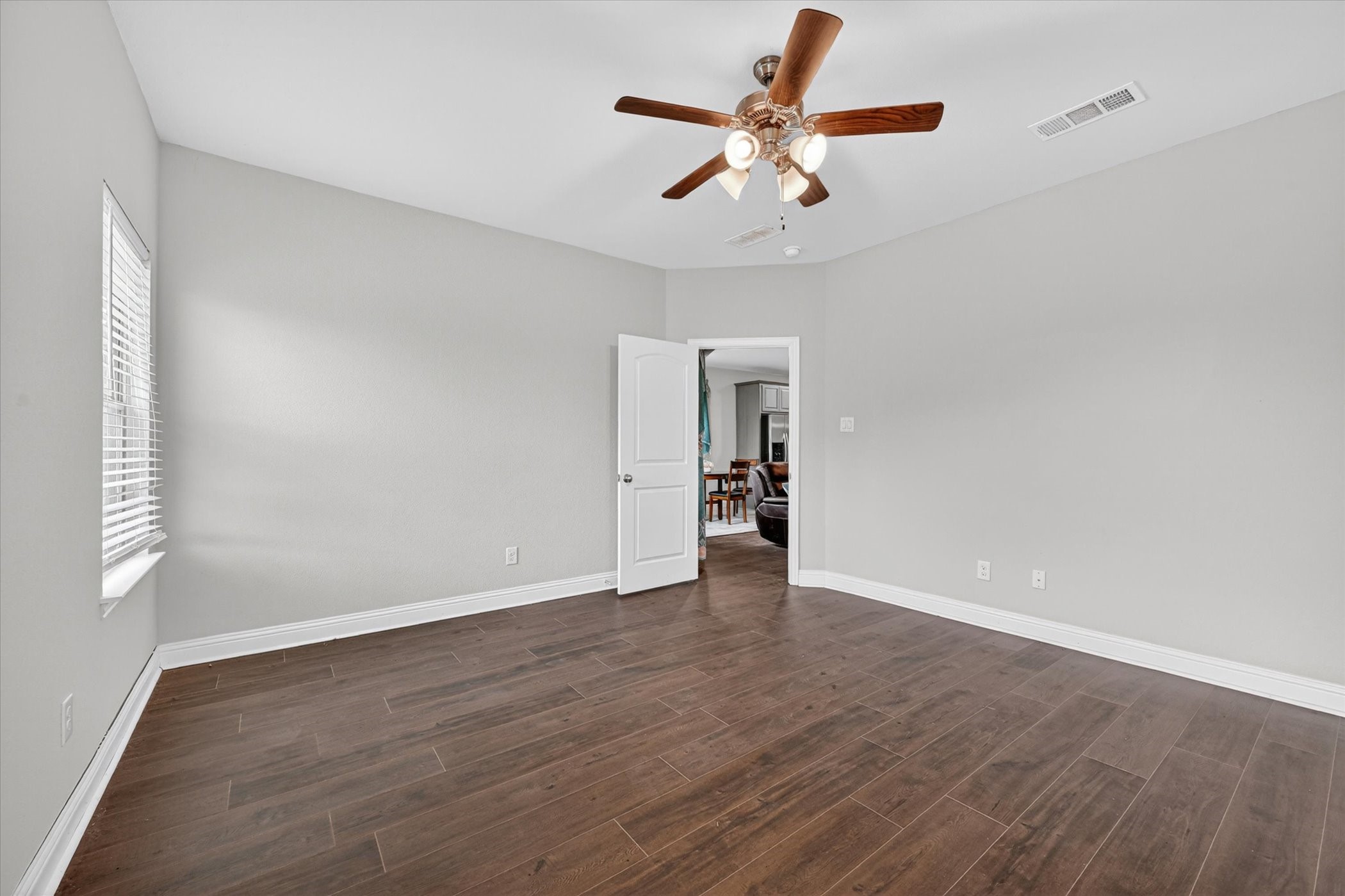 7815 Cottonwood Drive Greenville TX 75402