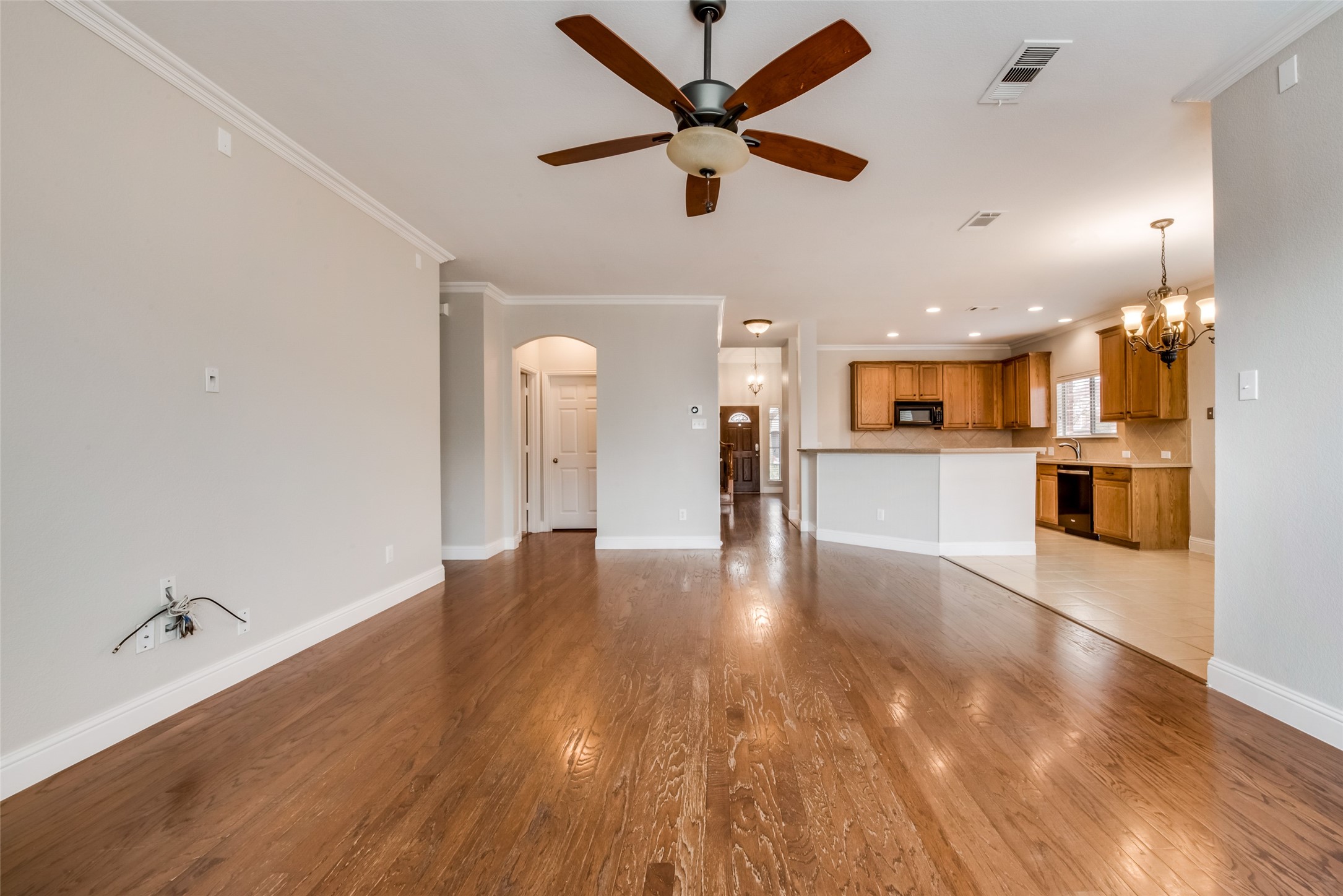 2569 Pinnacle Point Drive Grand Prairie TX 75054