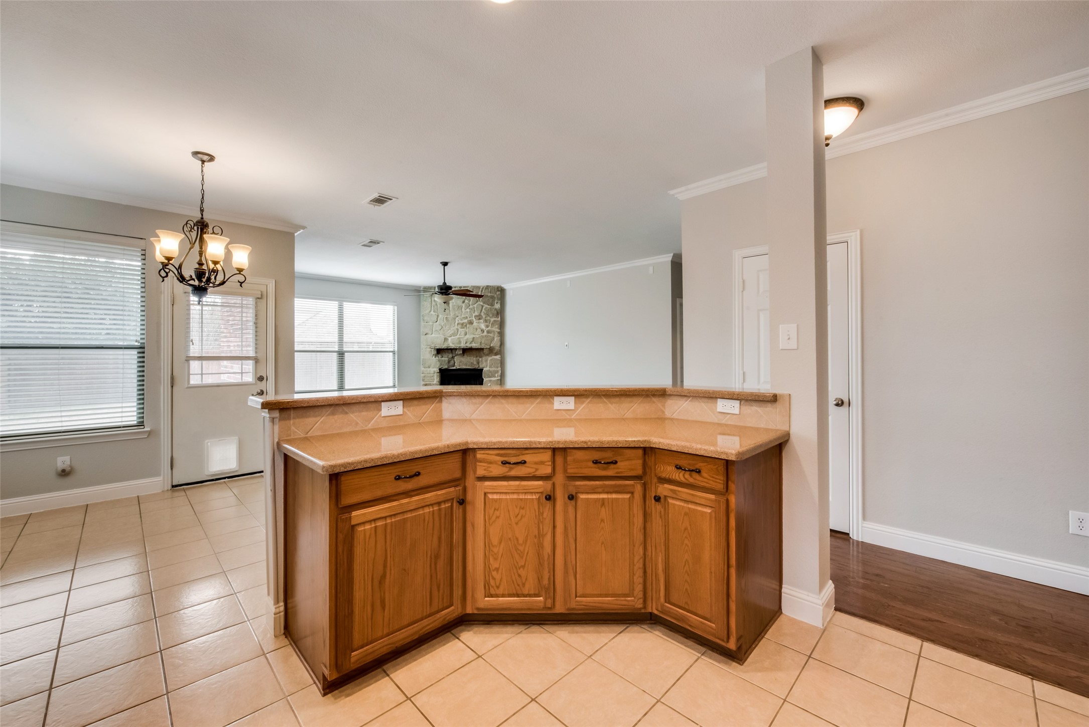 2569 Pinnacle Point Drive Grand Prairie TX 75054