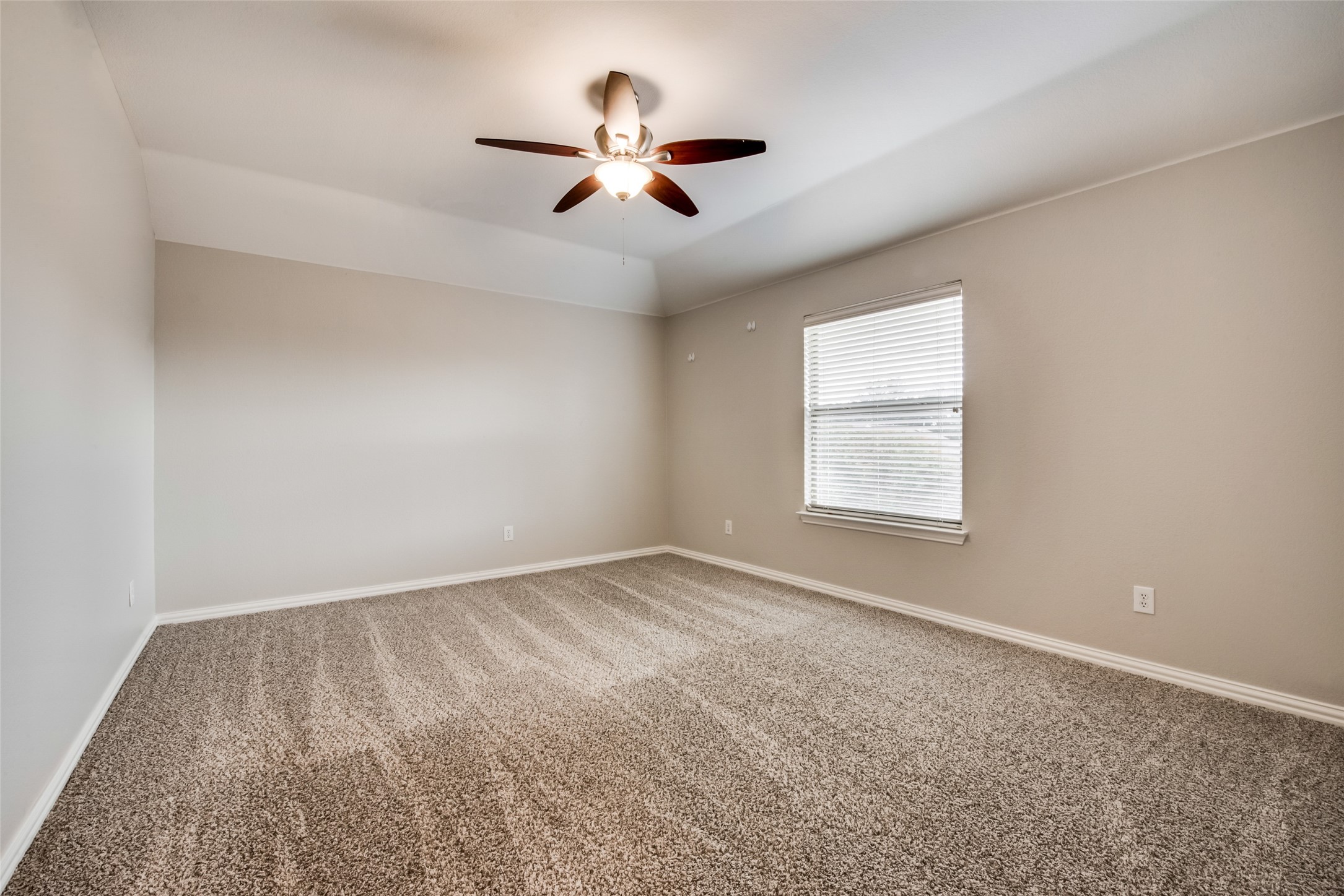 2569 Pinnacle Point Drive Grand Prairie TX 75054