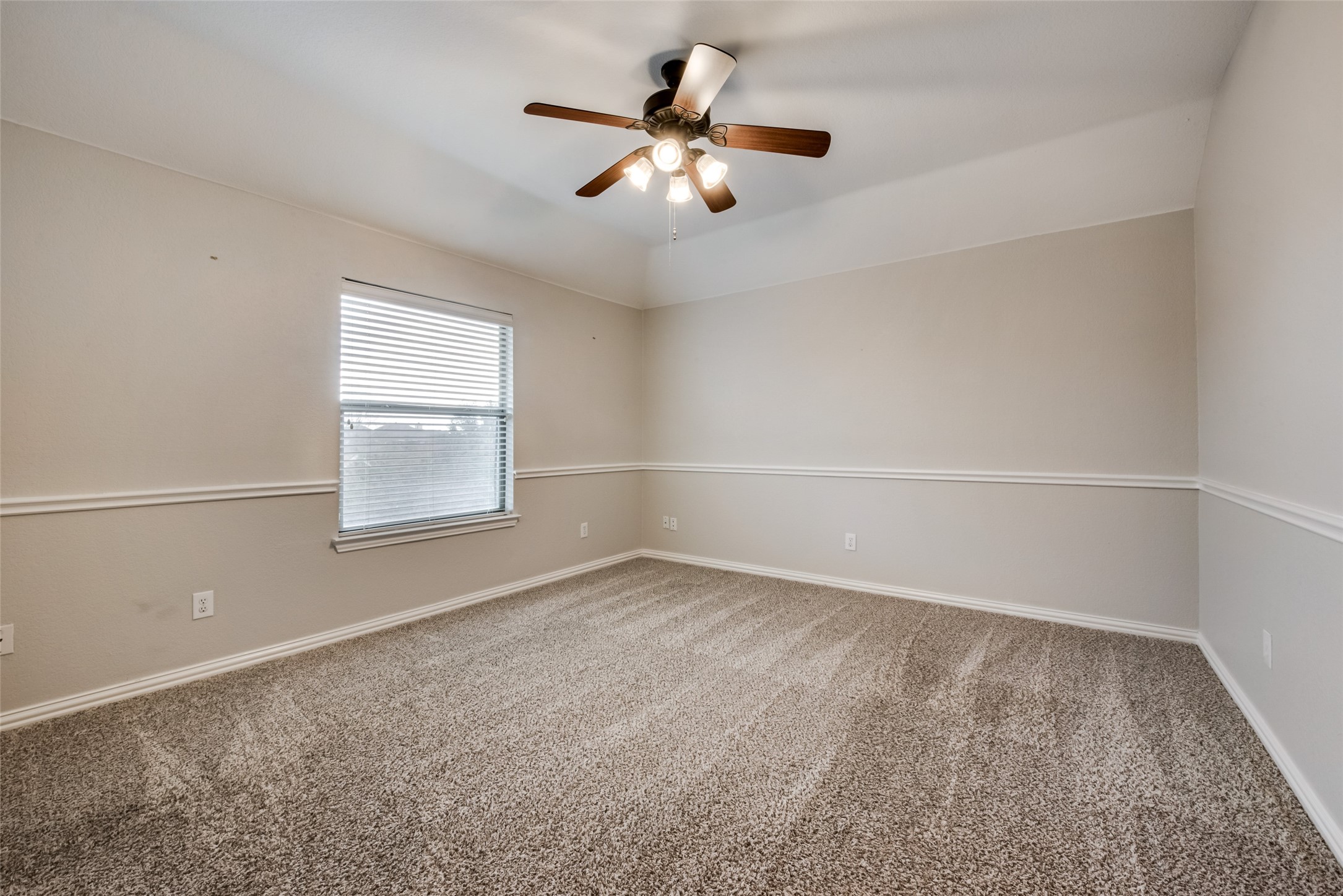 2569 Pinnacle Point Drive Grand Prairie TX 75054