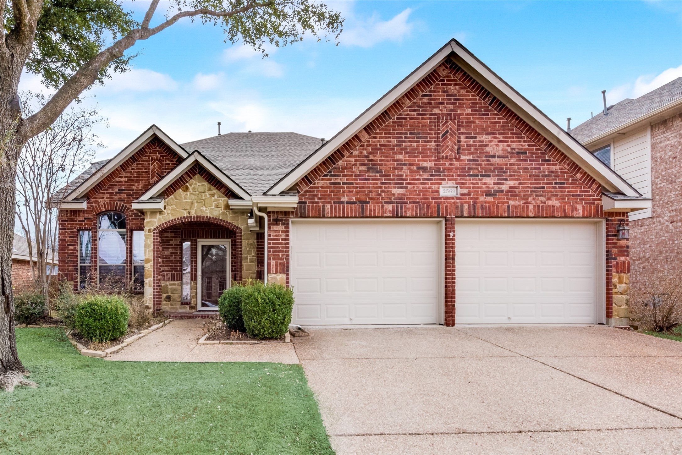 2569 Pinnacle Point Drive Grand Prairie TX 75054