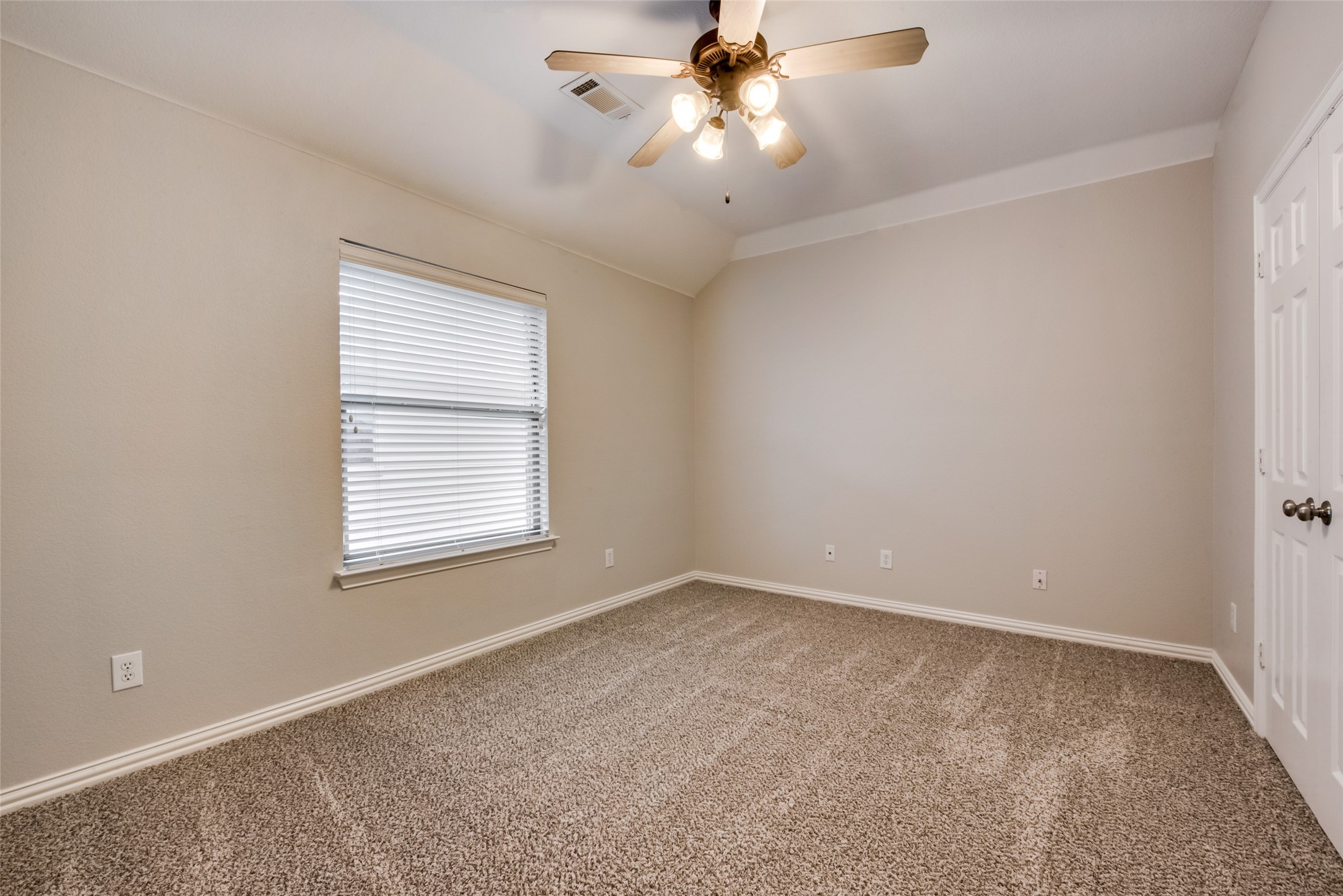 2569 Pinnacle Point Drive Grand Prairie TX 75054