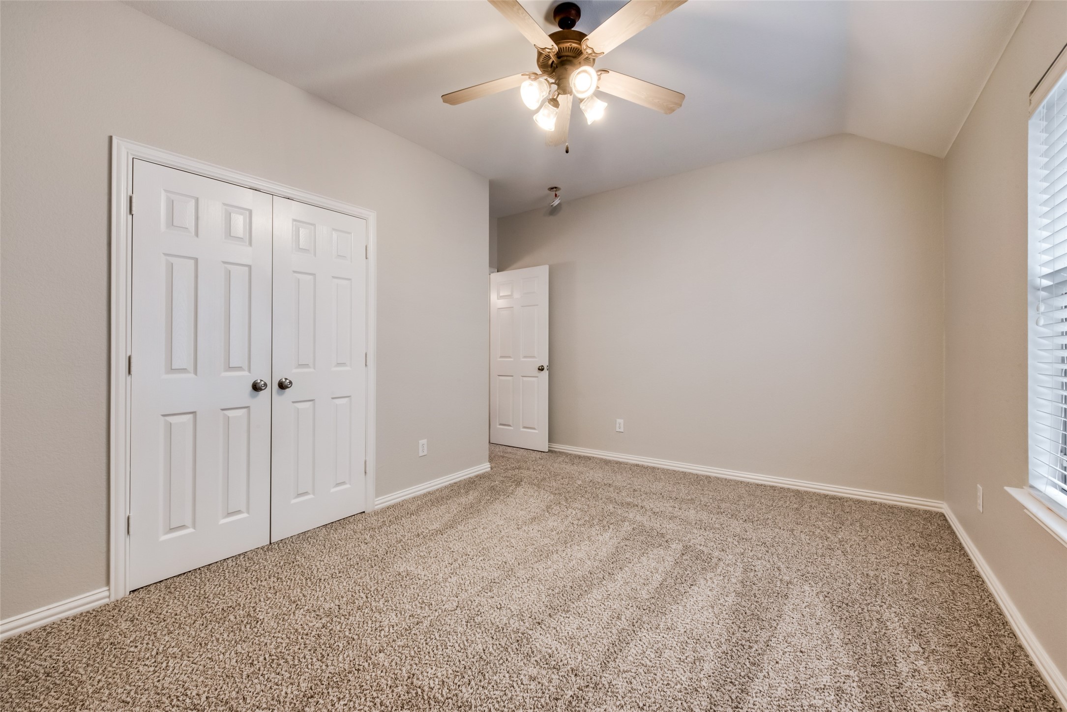 2569 Pinnacle Point Drive Grand Prairie TX 75054
