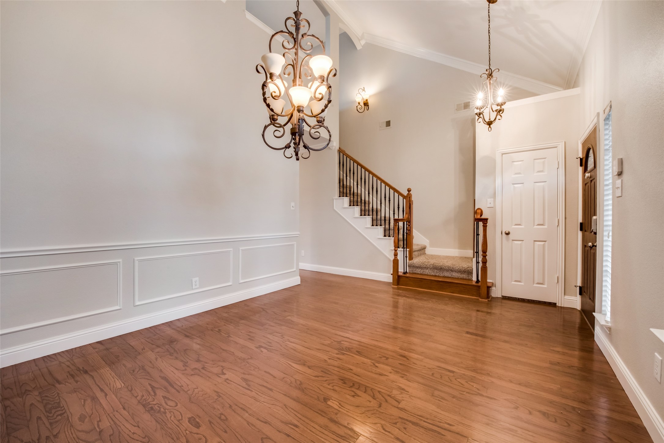 2569 Pinnacle Point Drive Grand Prairie TX 75054