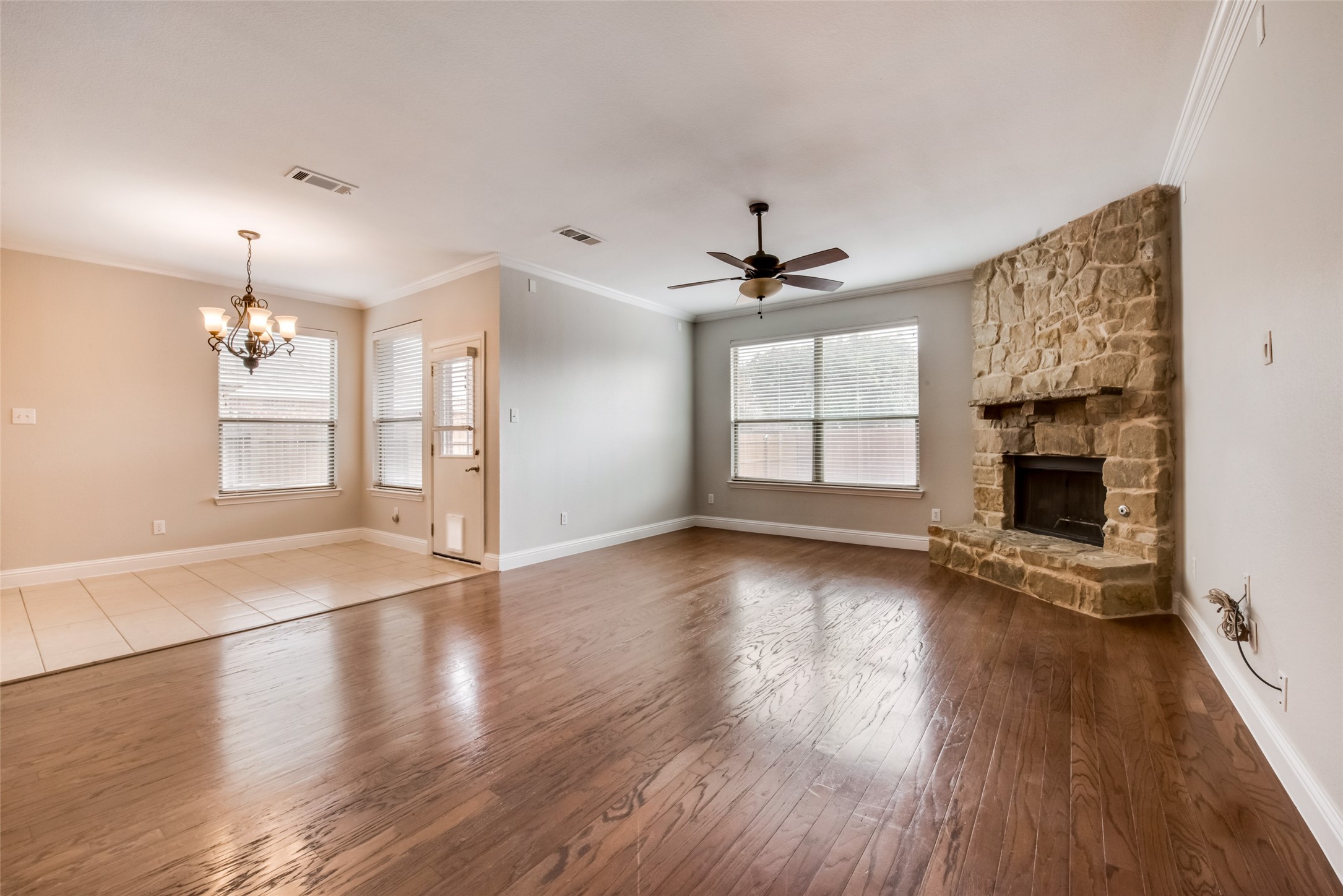 2569 Pinnacle Point Drive Grand Prairie TX 75054