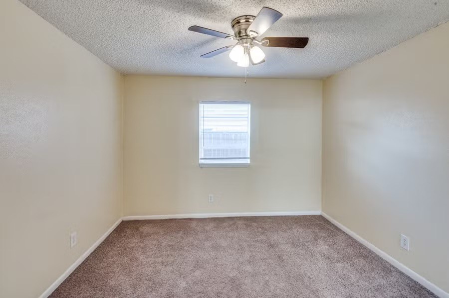 512 S Delaware Street Irving TX 75060