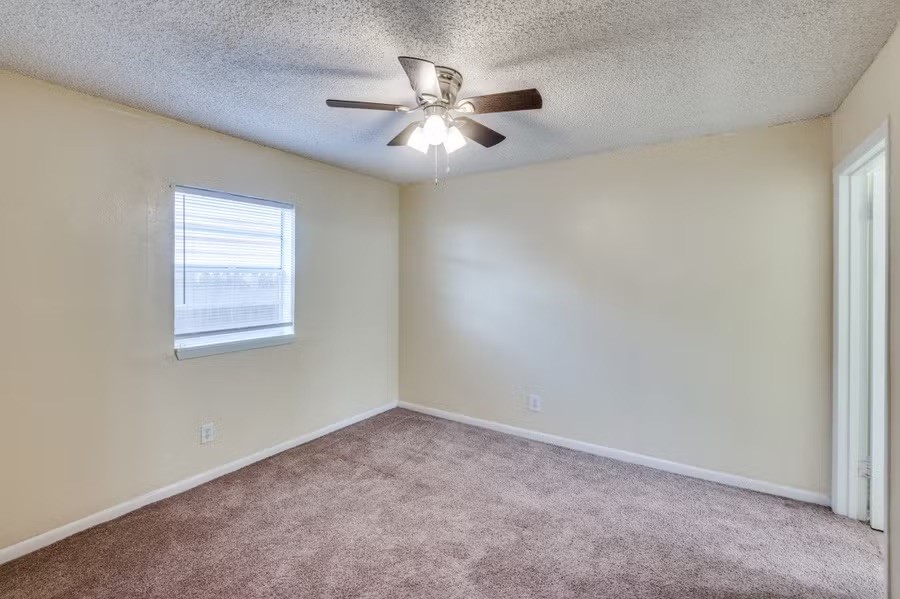 512 S Delaware Street Irving TX 75060