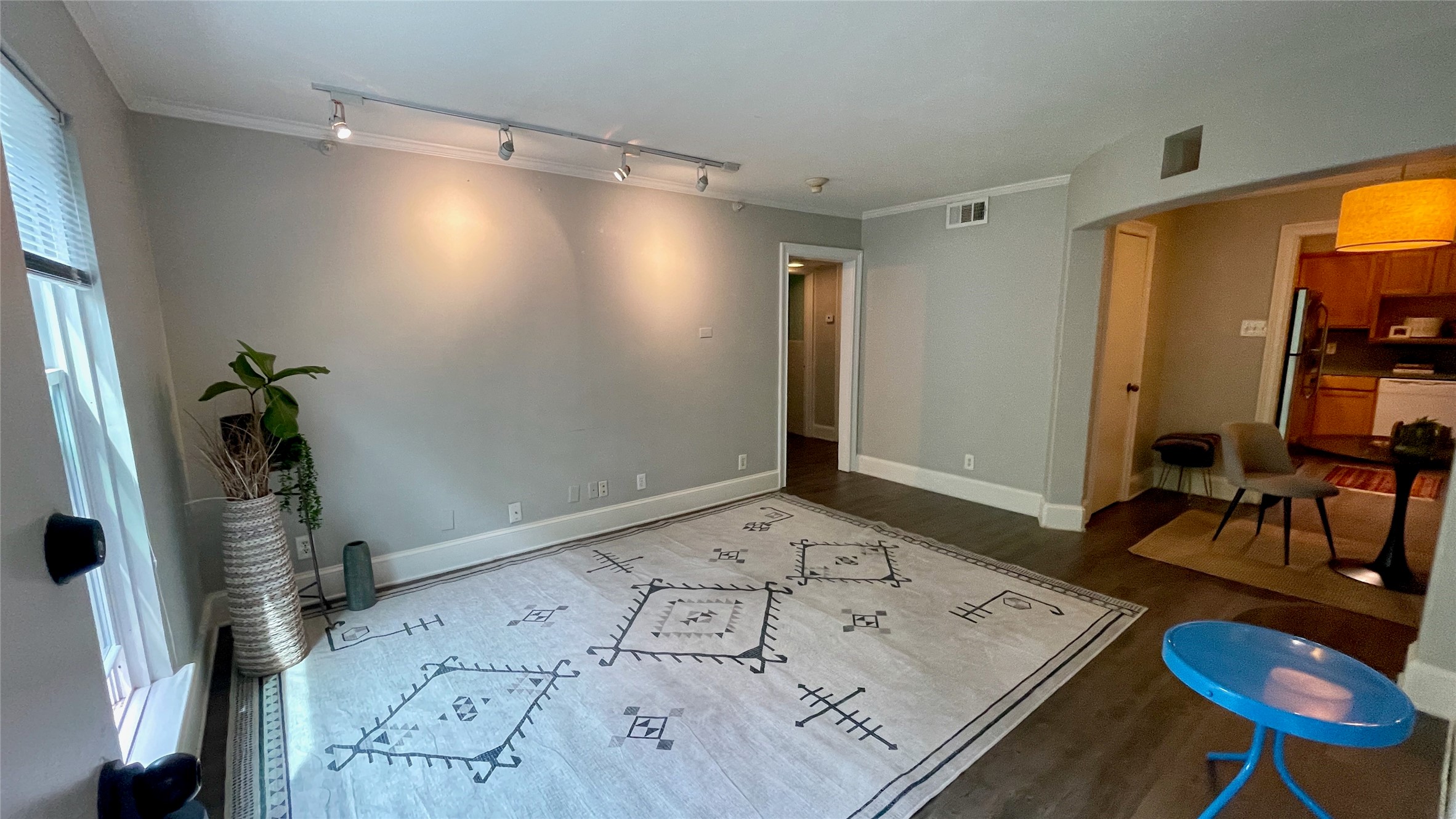 3215 Douglas Avenue Dallas TX 75219