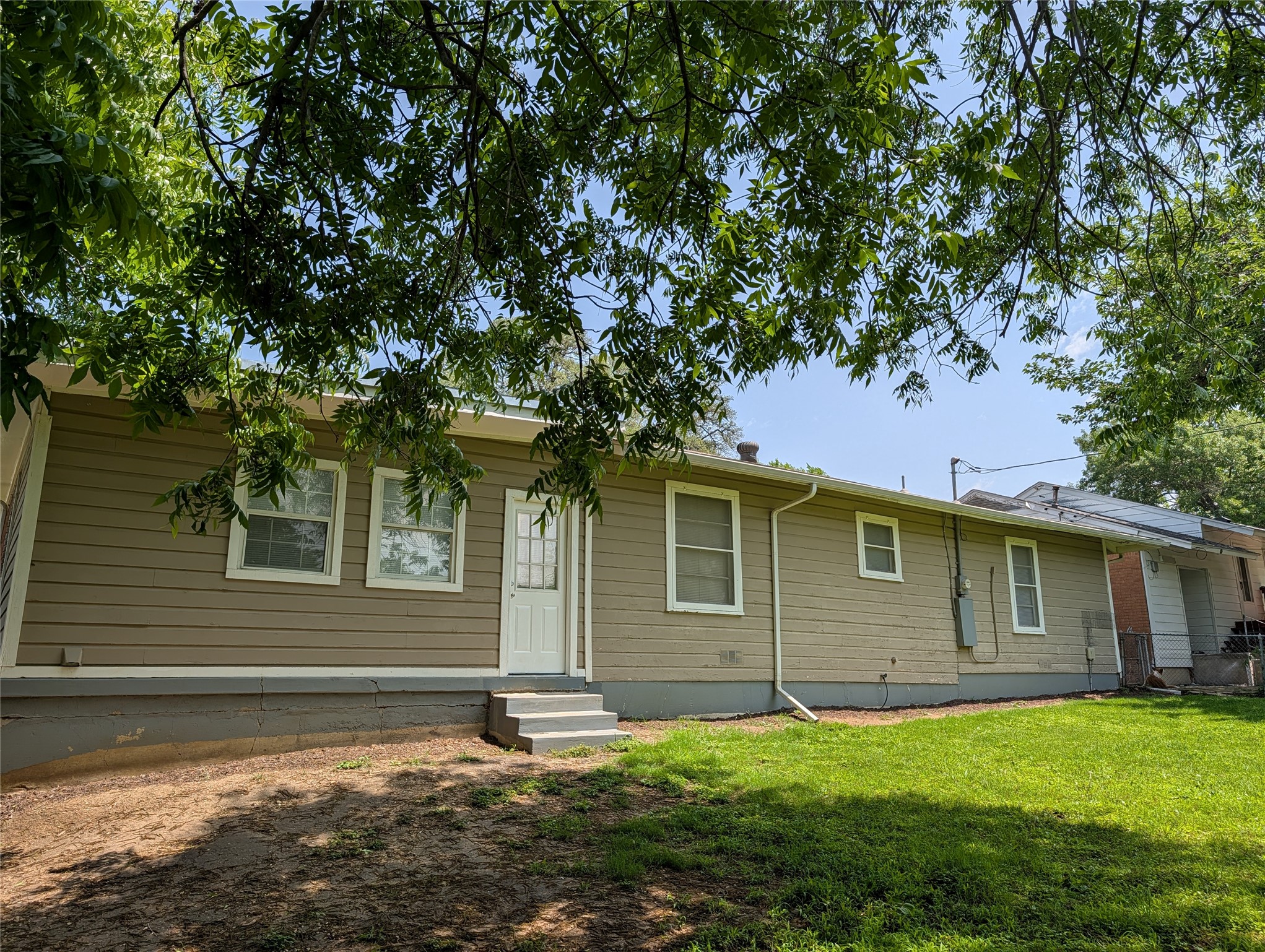 3745 Willomet Avenue Fort Worth TX 76133