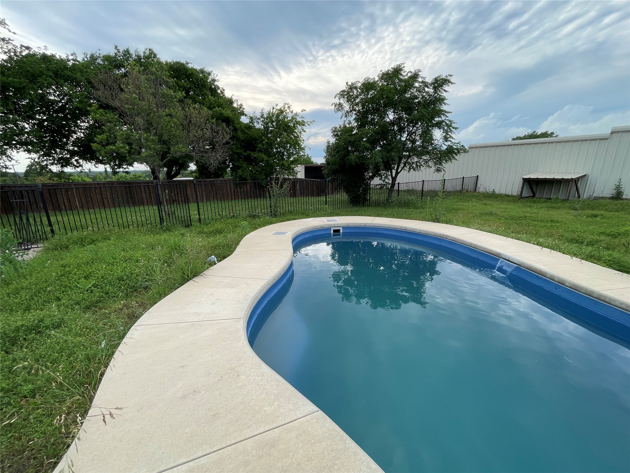 1461 Dawson Drive Midlothian TX 76065