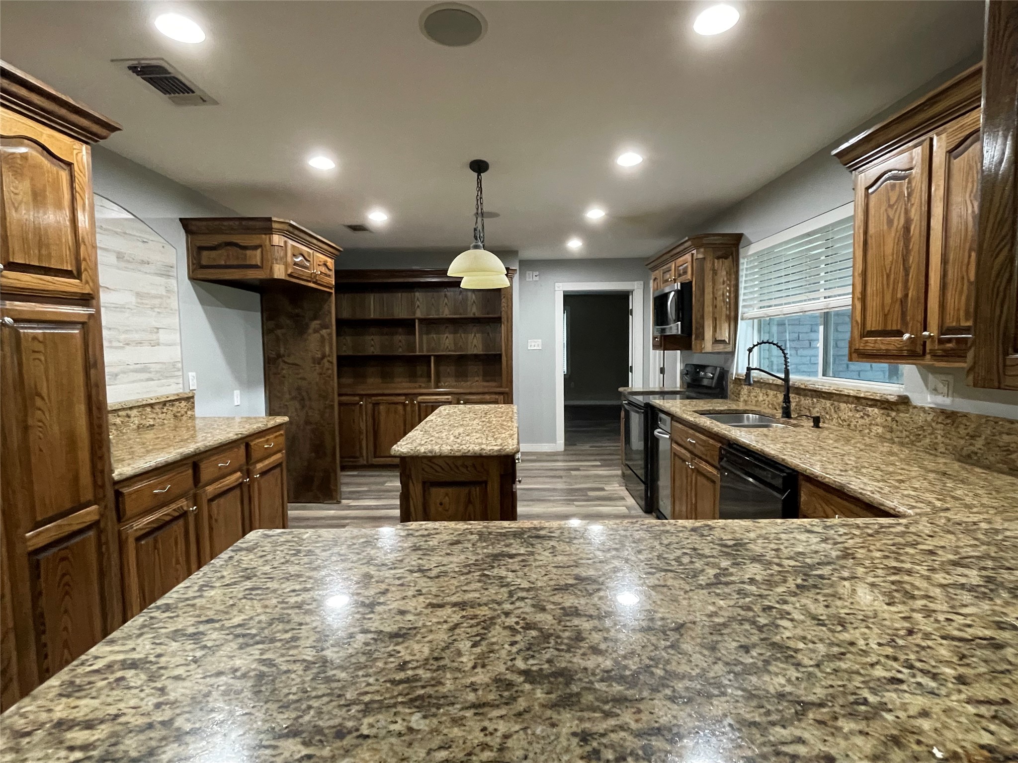 1461 Dawson Drive Midlothian TX 76065