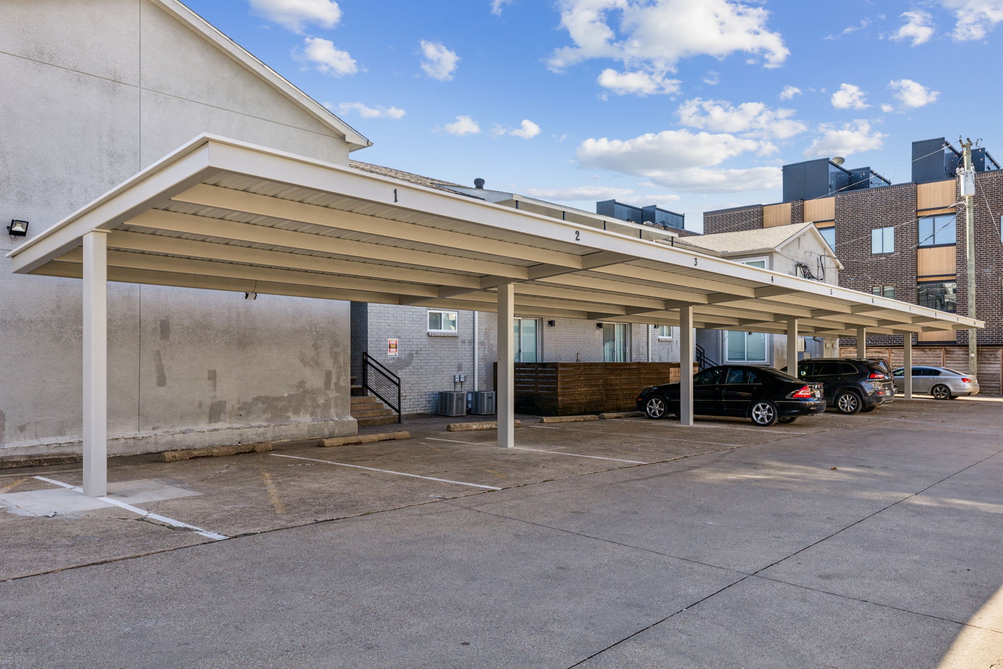 4627 Munger Avenue Dallas TX 75204