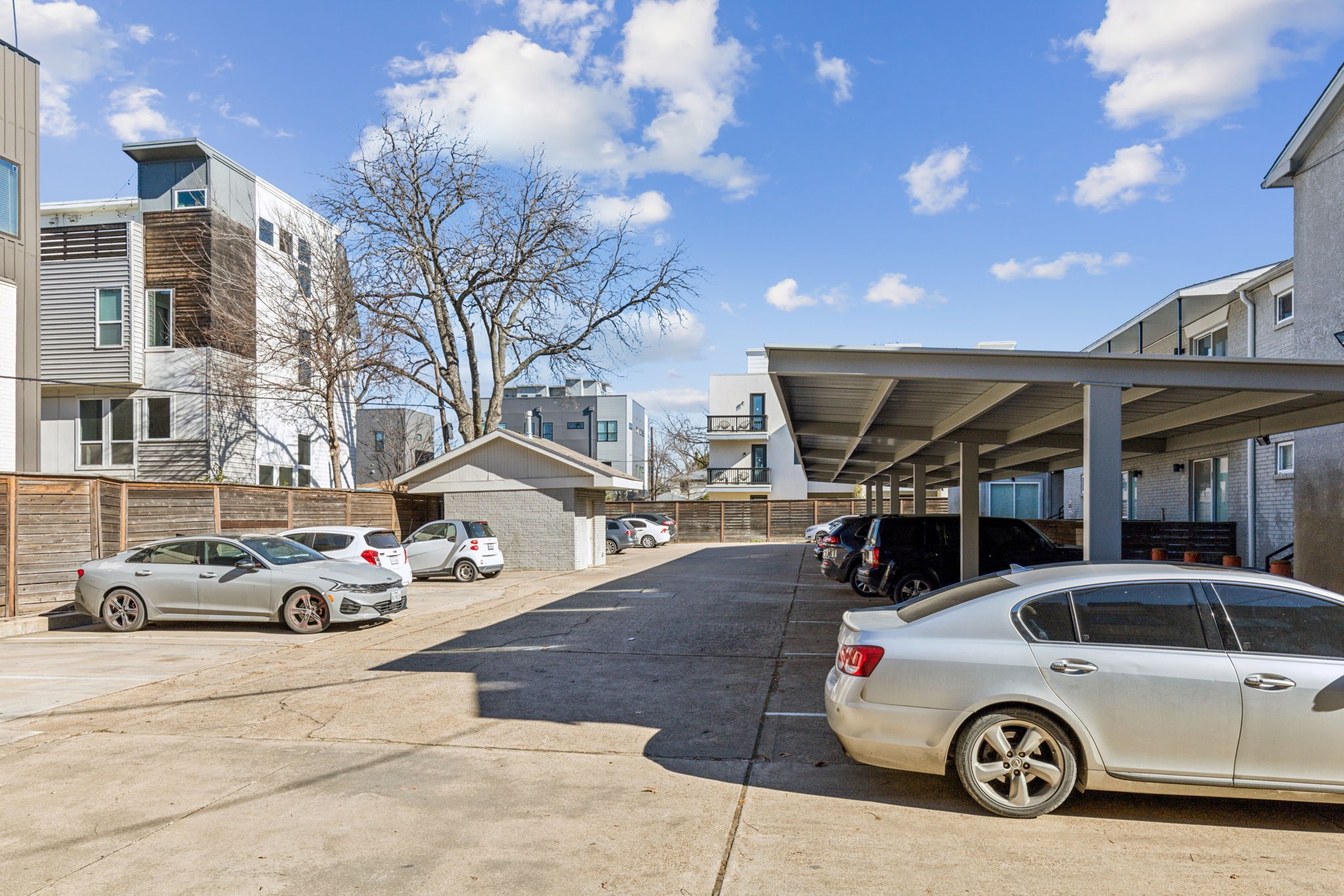 4627 Munger Avenue Dallas TX 75204