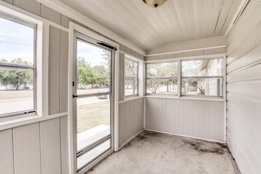 508 N Pine Street Roanoke TX 76262
