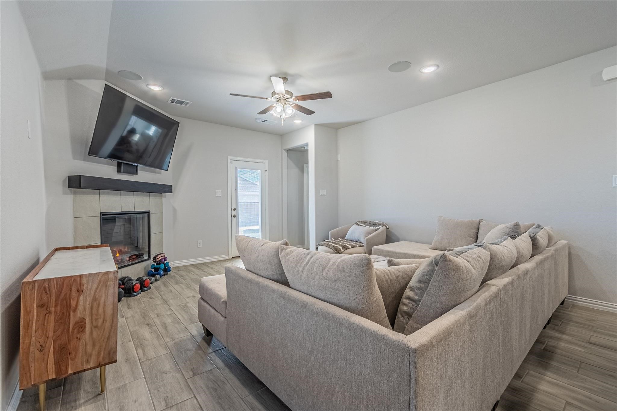 579 Ruthye Lane Pilot Point TX 76258