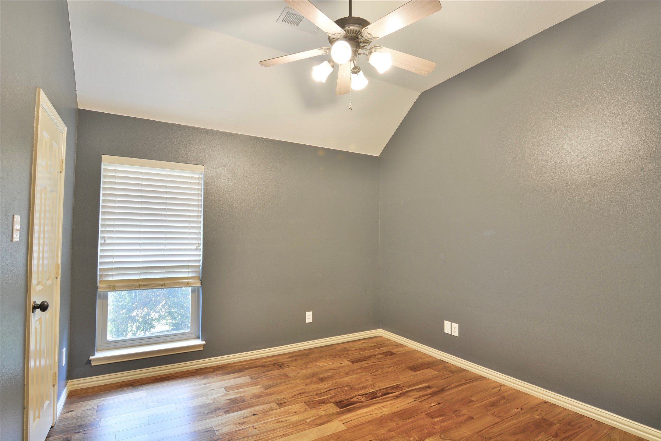 1 Leighton Court Mansfield TX 76063