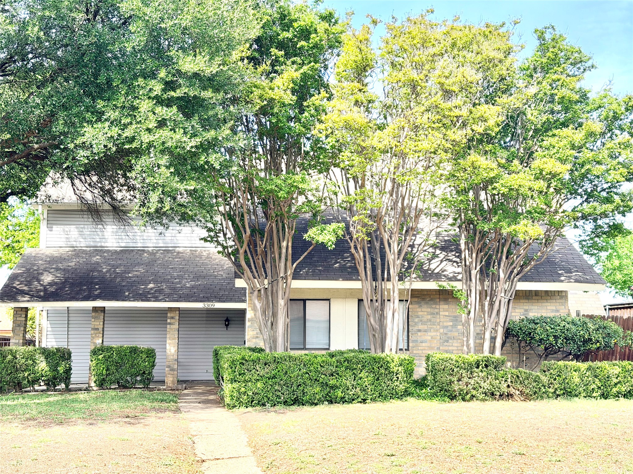 3309 Ivanhoe Lane Garland TX 75044
