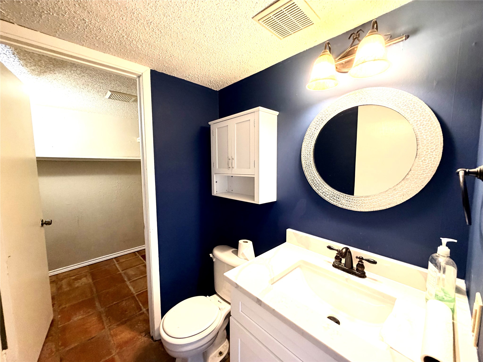3309 Ivanhoe Lane Garland TX 75044