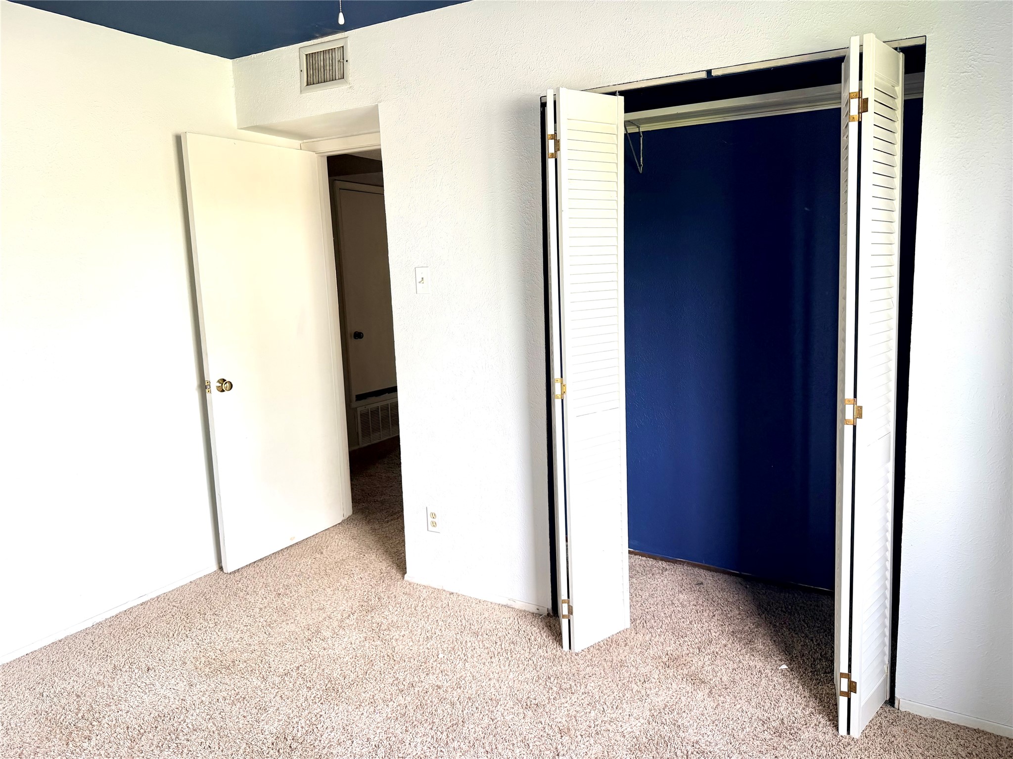 3309 Ivanhoe Lane Garland TX 75044